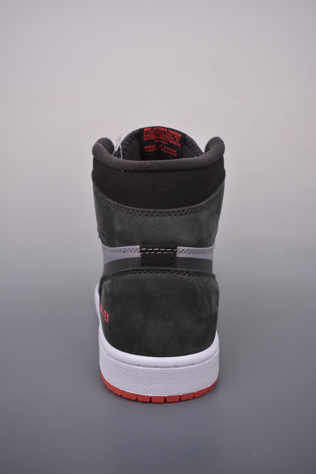 260 Air Jordan 1 Element Gore-Tex DB2889-002