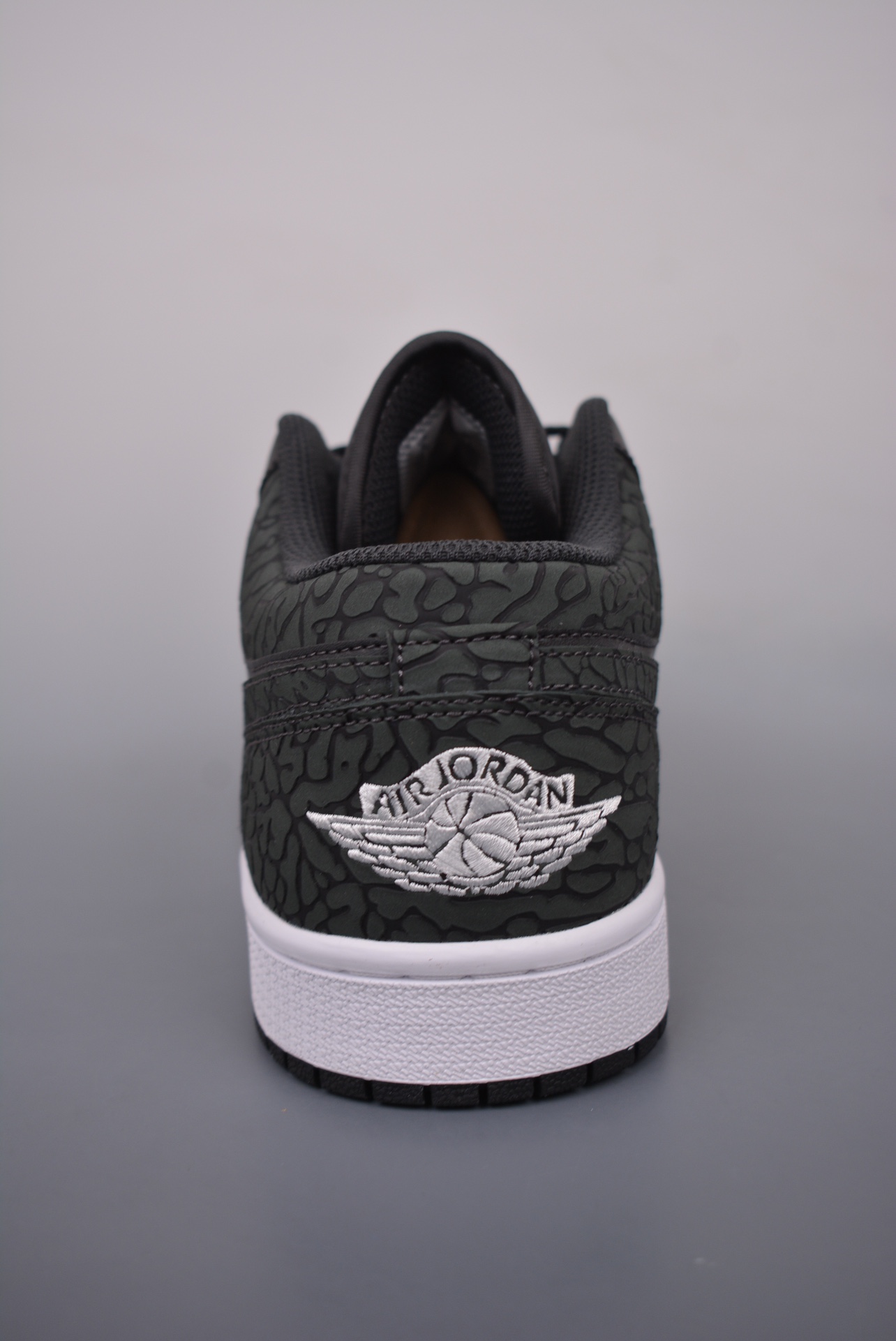 240 Air Jordan 1 Low 爆裂纹黑 FB9907-001