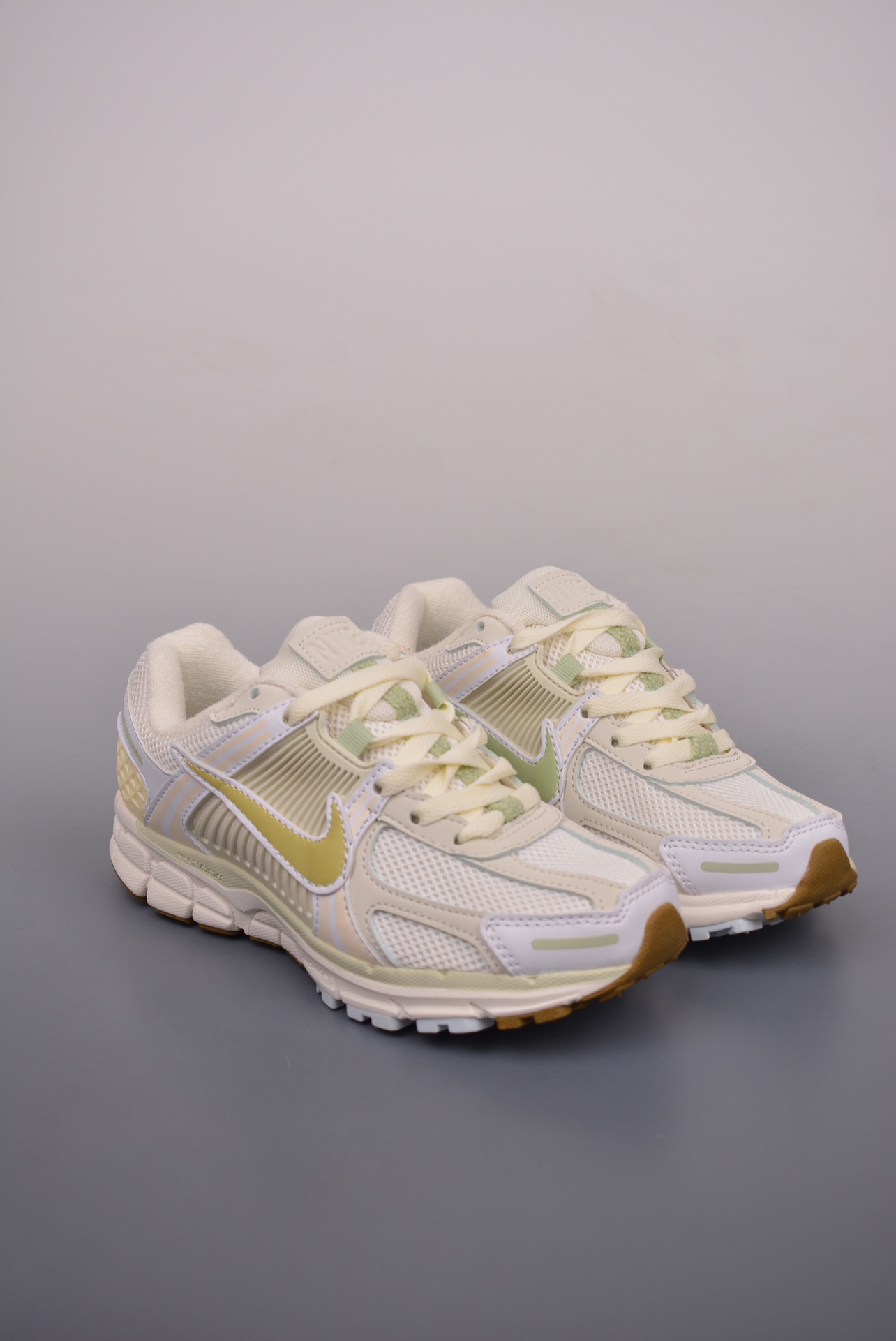 Nike الأحذية الأحذية الرياضية أسود . Vintage السراويل الرياضية