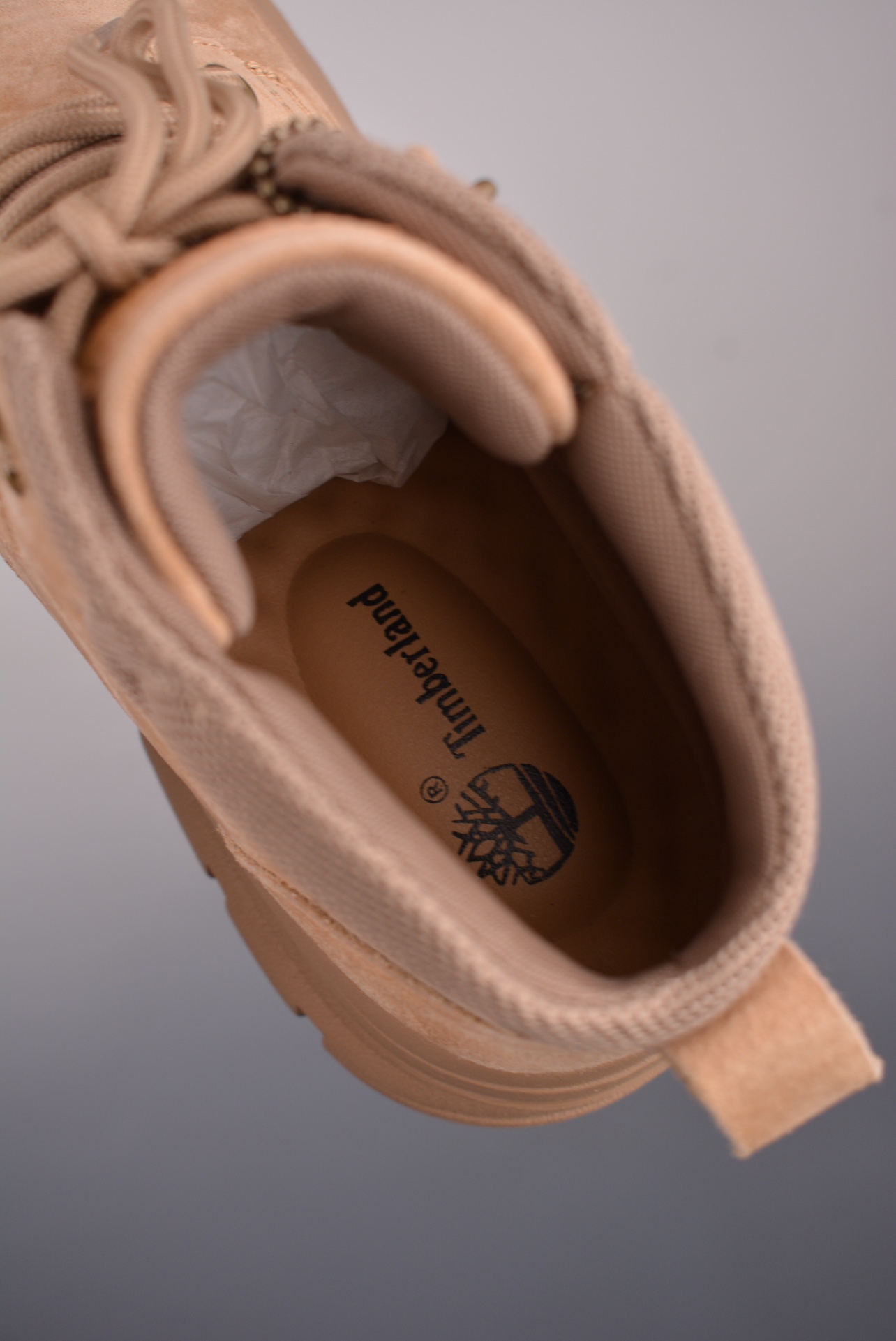 Timberland outdoor mid-top casual yellow boots, made in Guangdong, are 9
