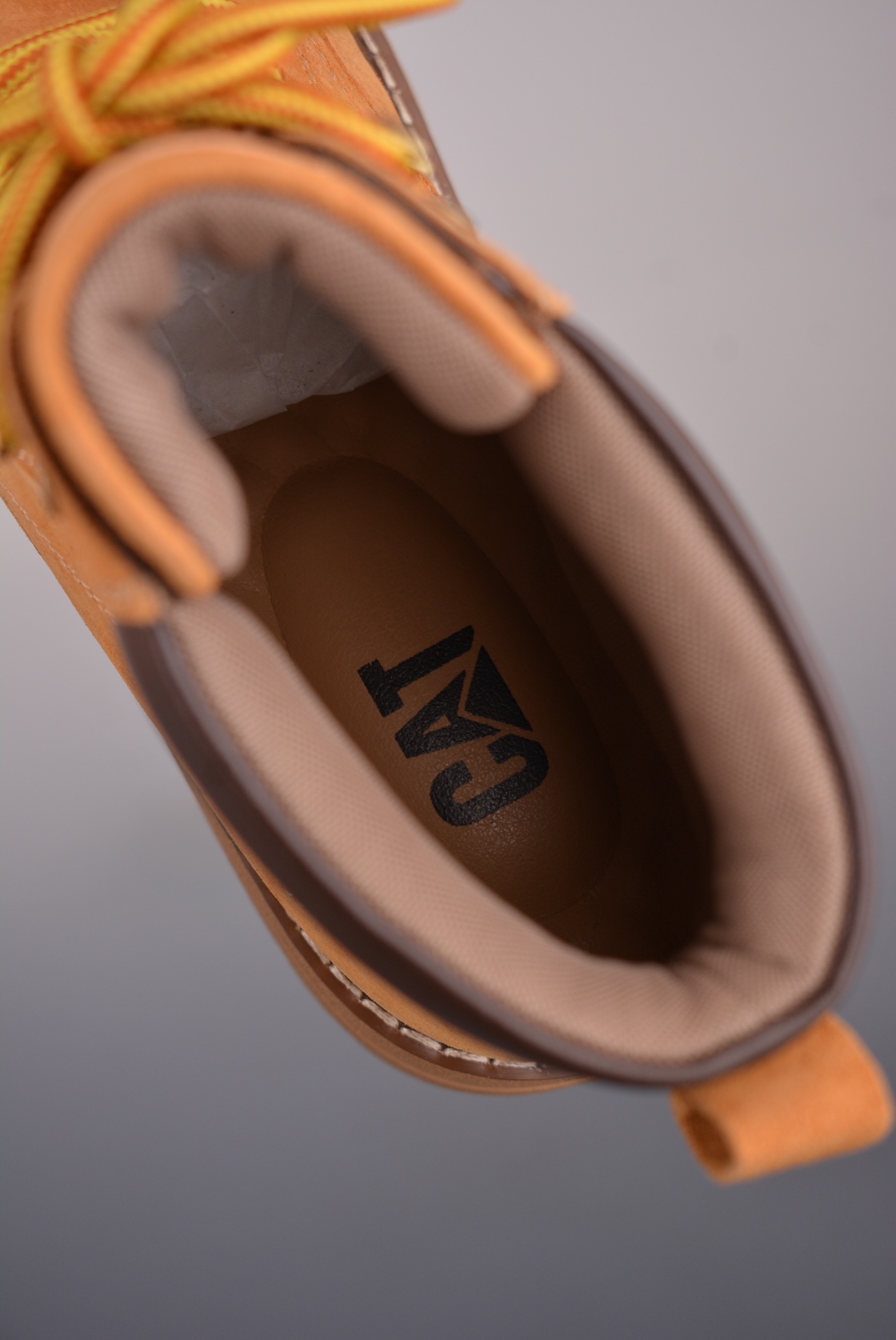 280 CAT卡特 户外中帮休闲马丁靴系列 P721906