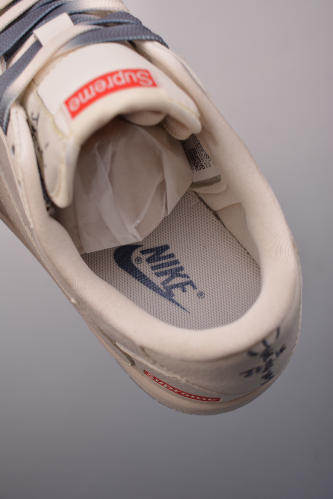 Fragment x Travis Scott x Supreme Air Jordan 1 Low 三方联名倒钩 BB7518-001