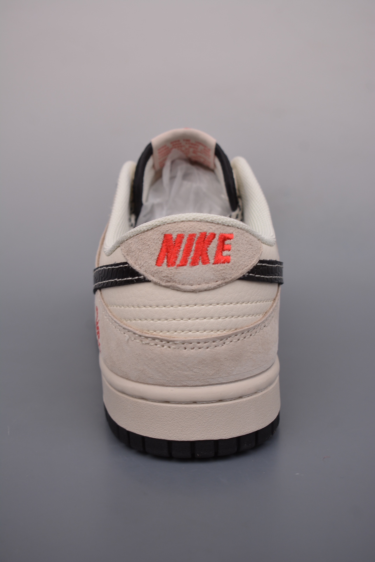 Nike SB Dunk Low Year of the Snake Limited EditionHighly recommended - Shoe 4