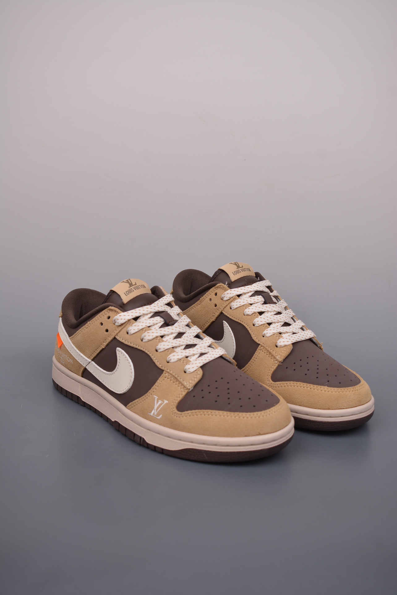 Nike SB Dunk Low LV collaborationHighly recommended products from pure - Shoe