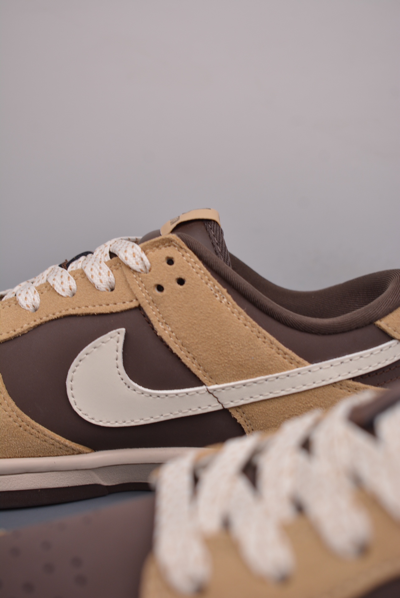Nike SB Dunk Low LV联名 8