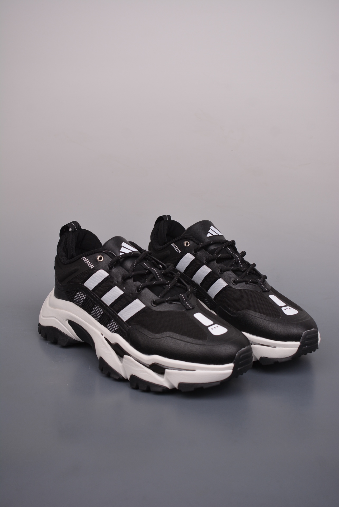 Adidas CITYWOWLK Low 4