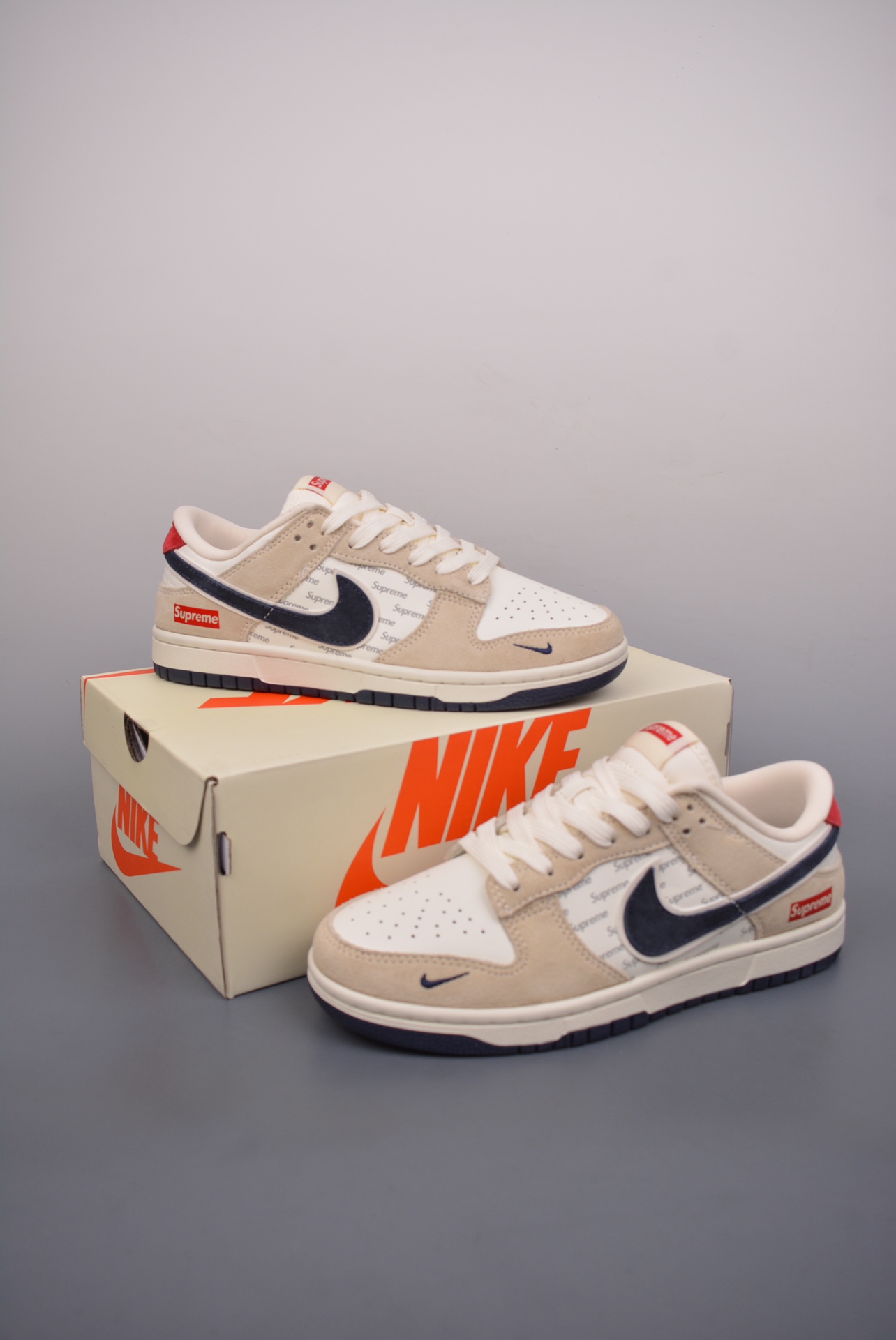 Nike SB Dunk Low Supreme collaborationHighly recommended products from - Shoe 5