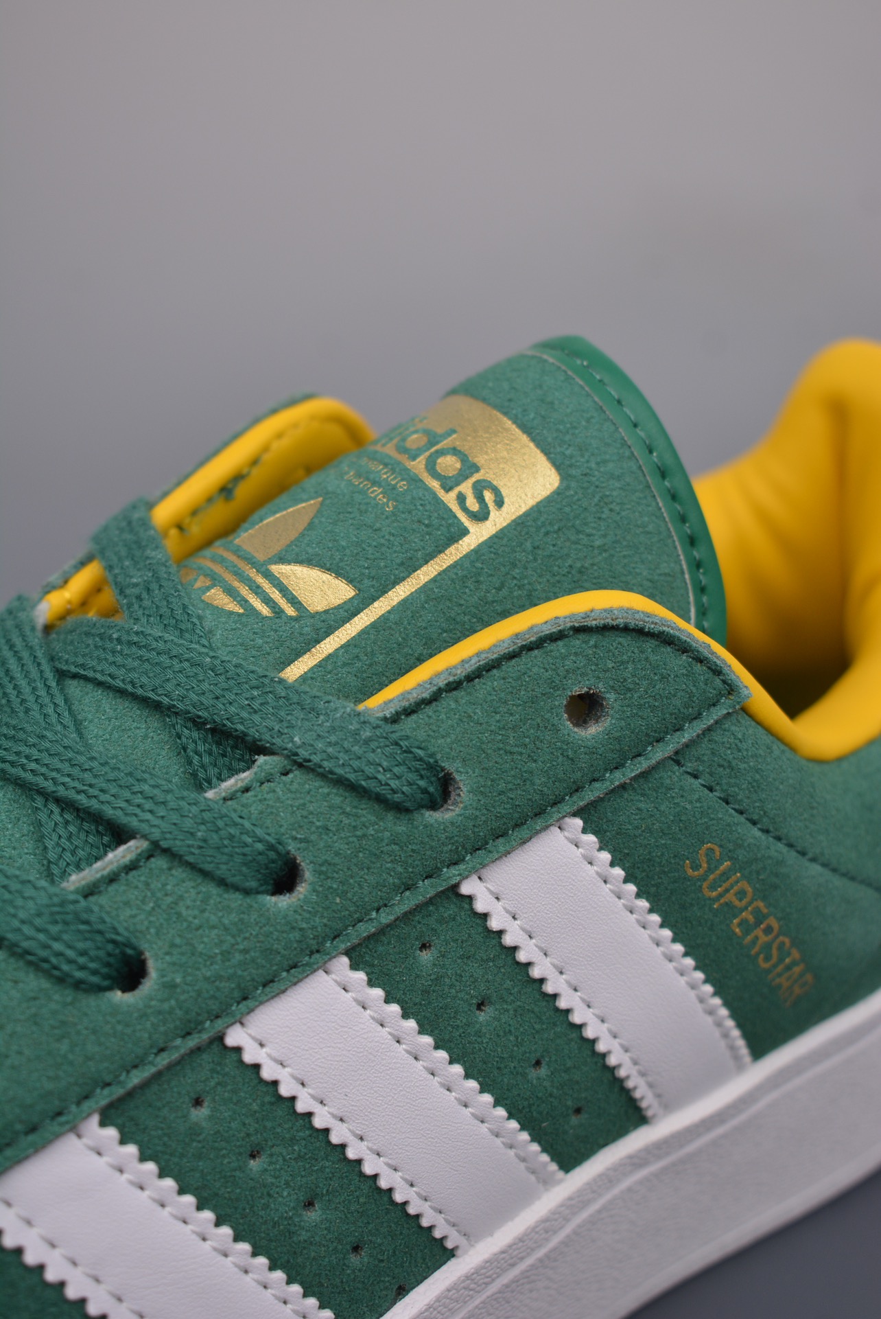 Adidas Originals SUPERSTAR XLG W 7