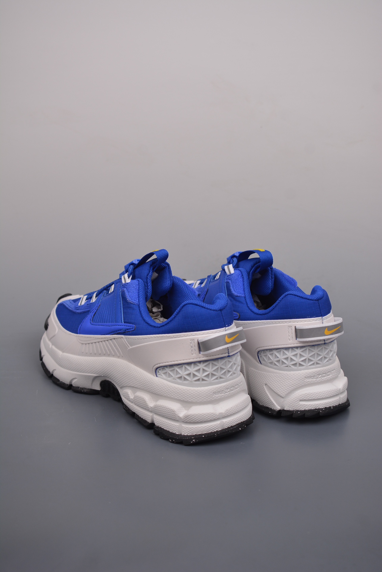 耐克Nike Zoom Vomero Roam 5 Roam 2