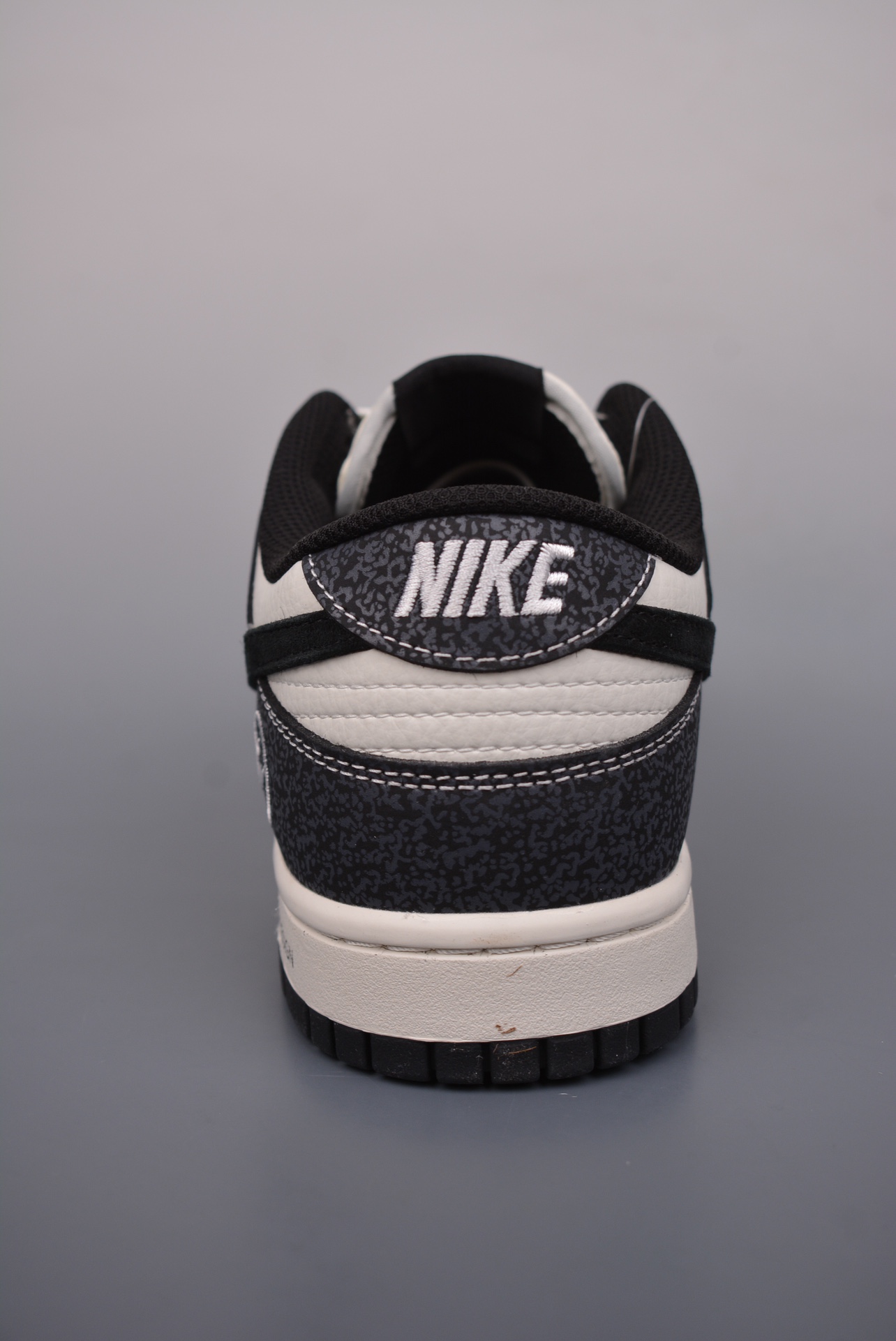 Nike SB Dunk Low collaboration with Hiroshi FujiwaraHighly recommended - Shoe 4