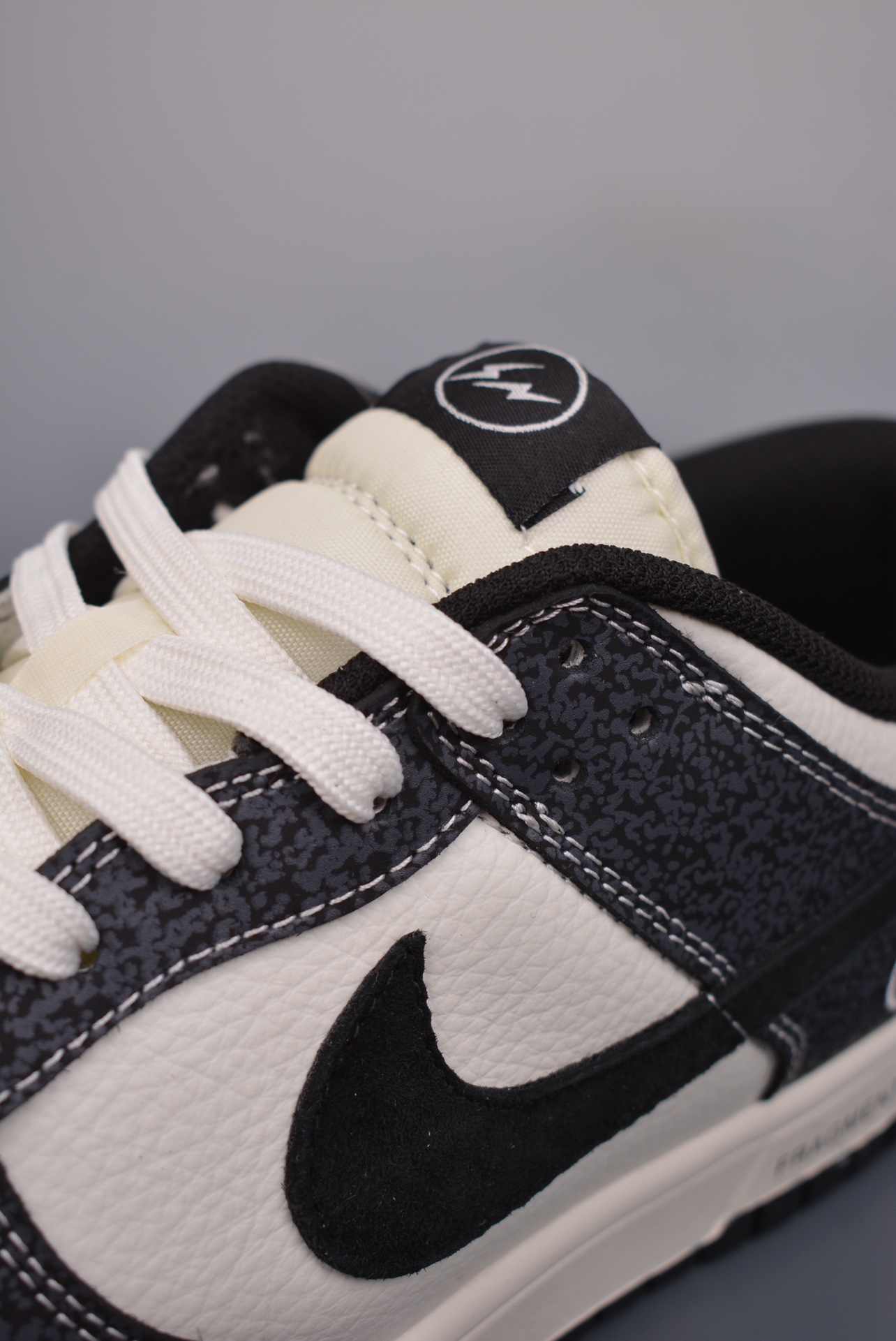 Nike SB Dunk Low collaboration with Hiroshi FujiwaraHighly recommended - Shoe 7