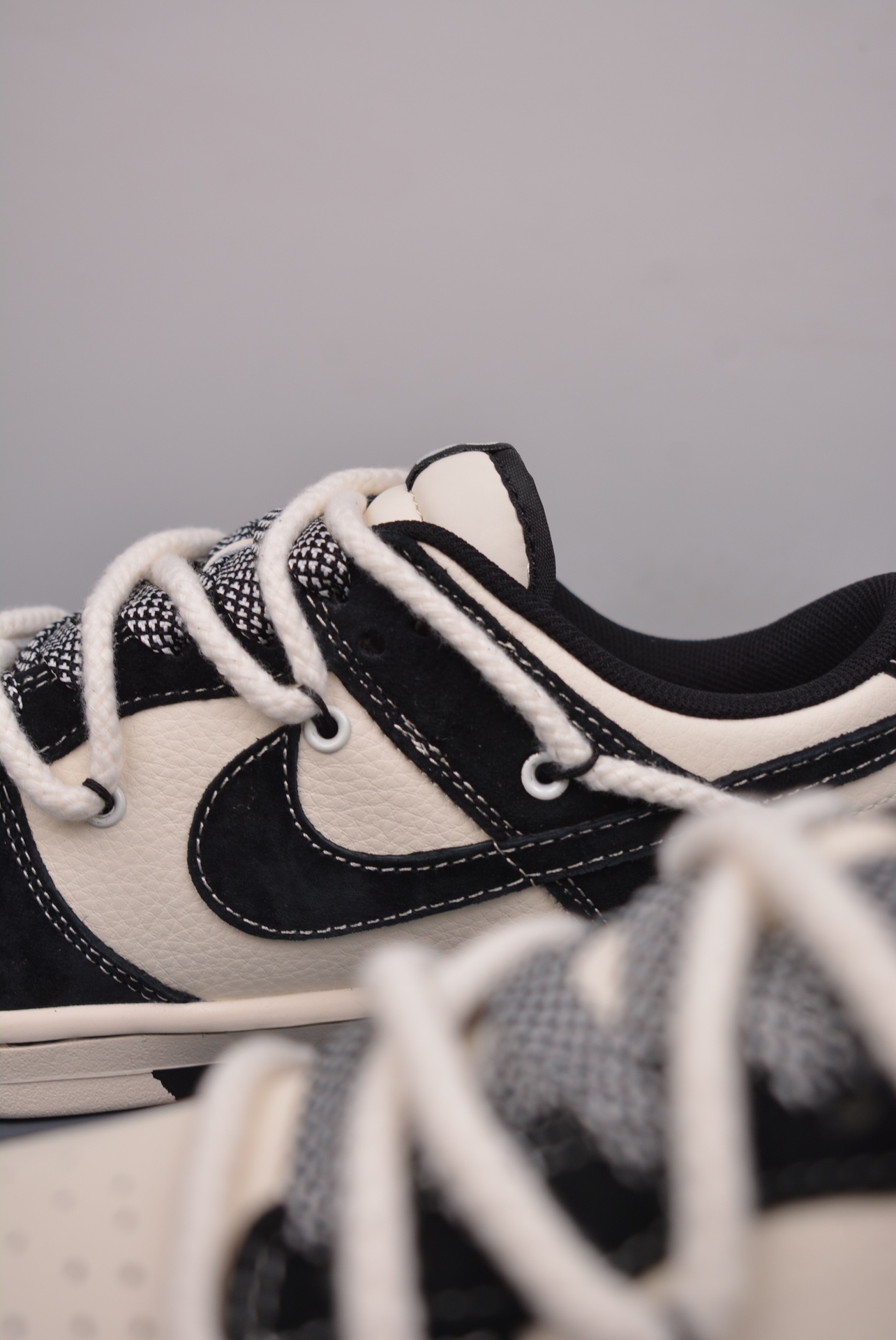 Nike SB Dunk Low North CollaborationDeconstructed drawstring shoelaces - Shoe 8