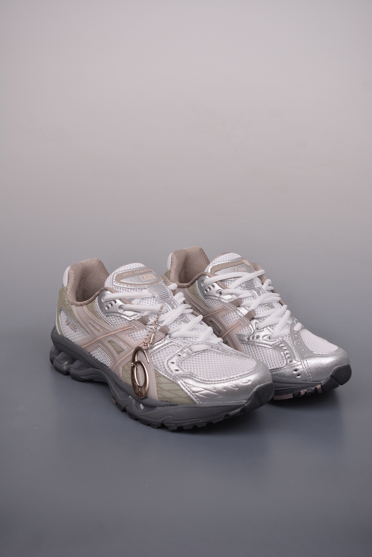 Asics Gel Nambus 10.1 company level versionArthur's Sports, Leisure - Shoe