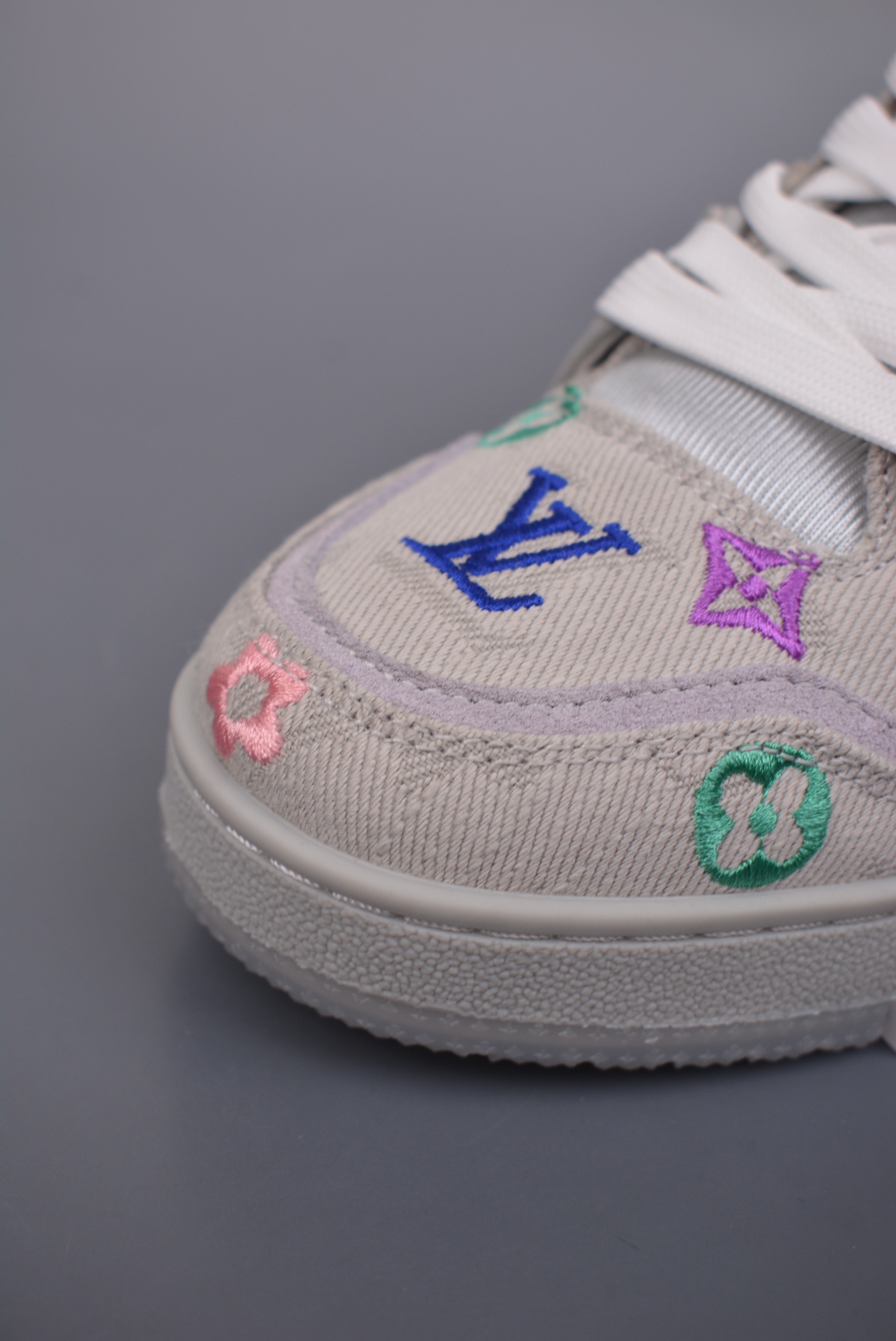 Louis Vuitton 专柜款经典鞋履 6