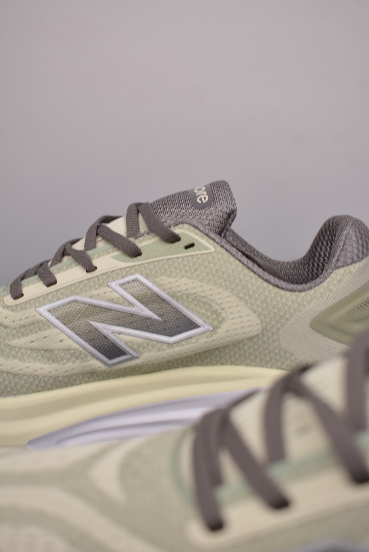 New Balance NB Fresh FoamComfortable and wear-resistant low cut running - Shoe 8