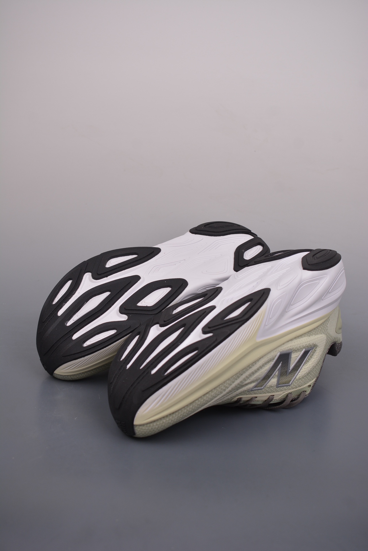 New Balance NB Fresh FoamComfortable and wear-resistant low cut running - Shoe 3