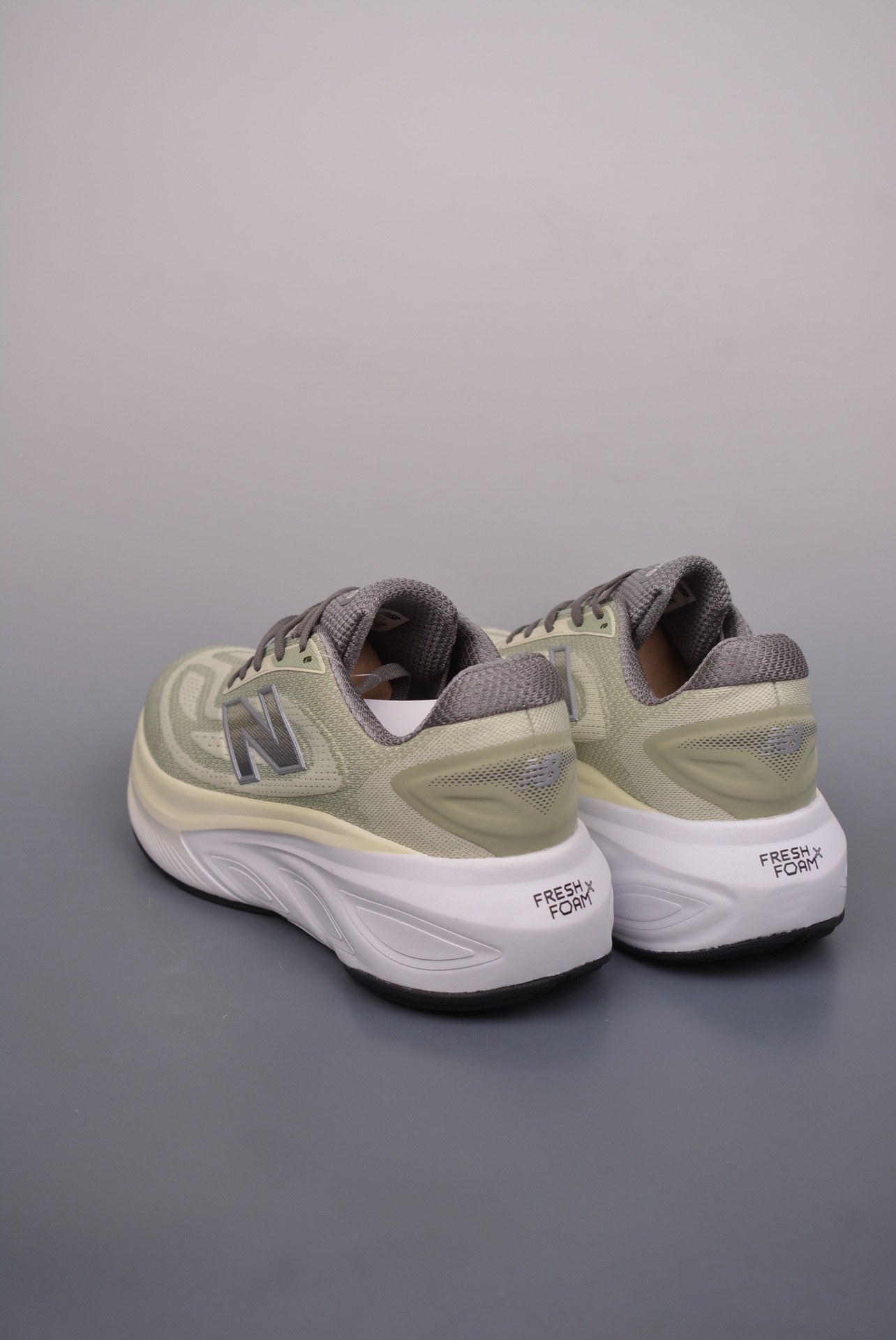 New Balance NB Fresh FoamComfortable and wear-resistant low cut running - Shoe 2