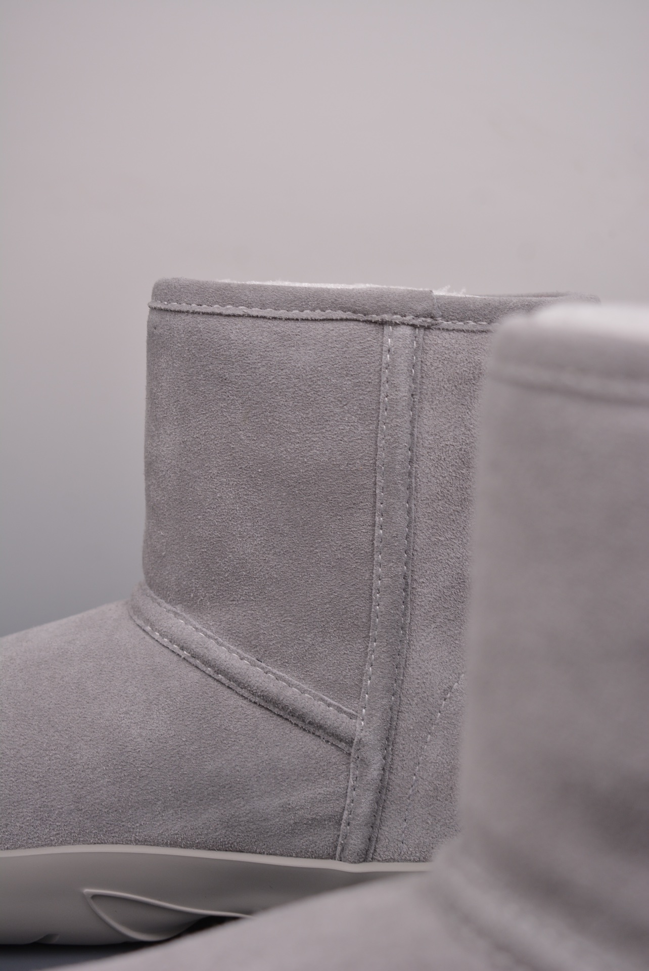 Bottega Venet's newly upgraded round toe simple snow boots, hairy short - Shoe 8