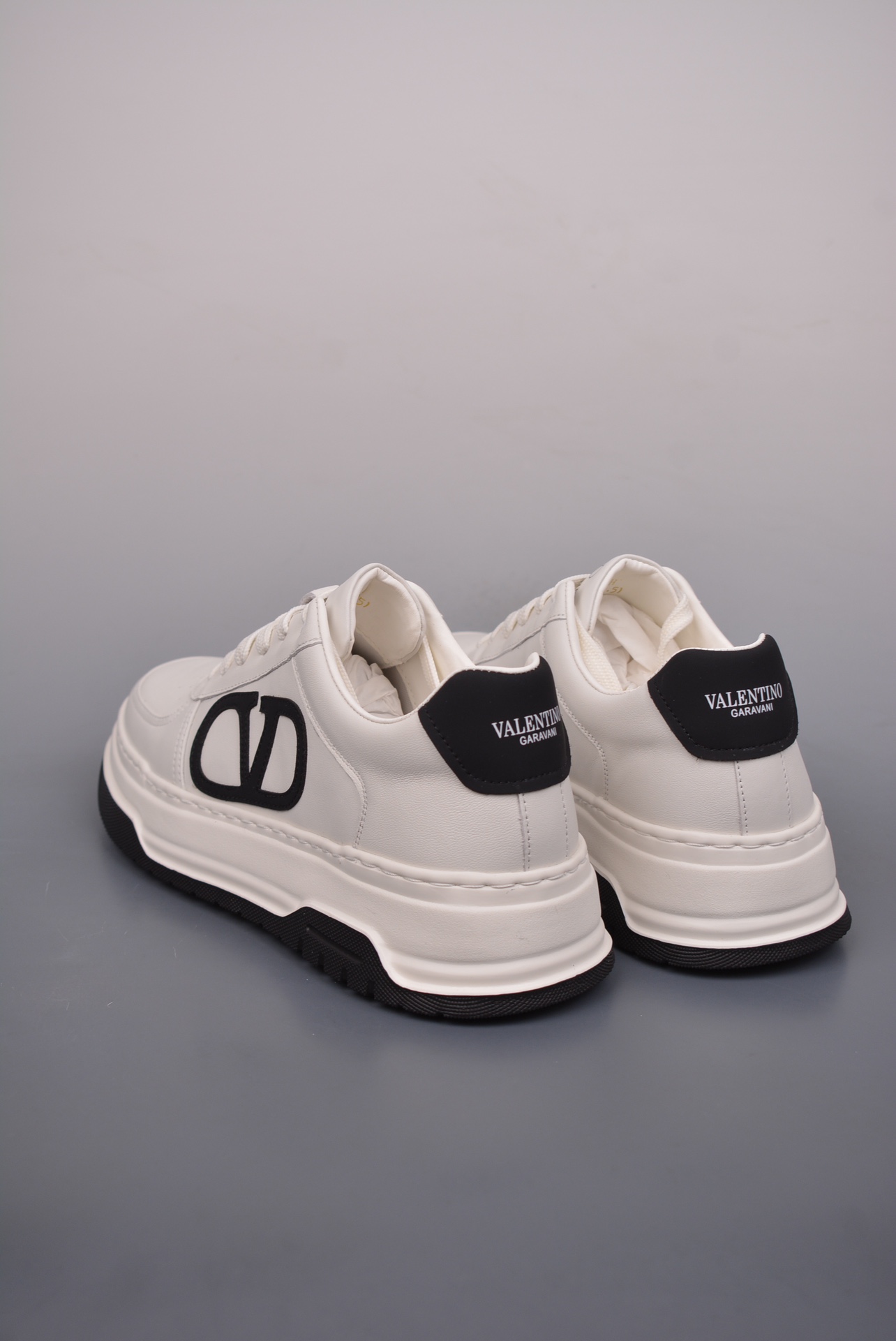420  Valentino 华伦天奴 Rockstud untitled  厚底休闲小白鞋   RY2S083BLUBL618H