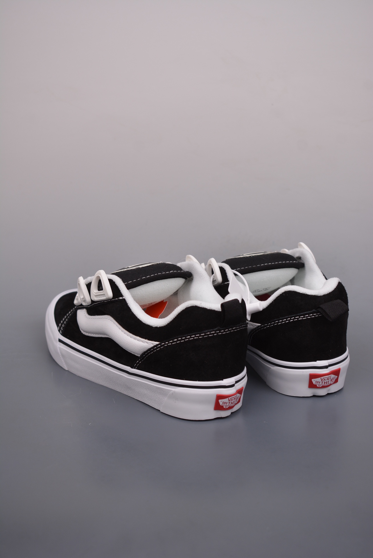 Vans Knu Skool DR 黑白 2