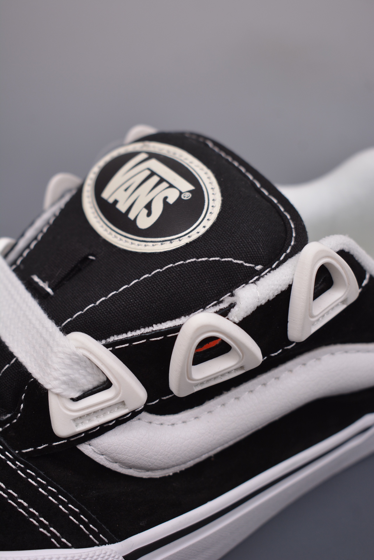 Vans Knu Skool DR 黑白 7