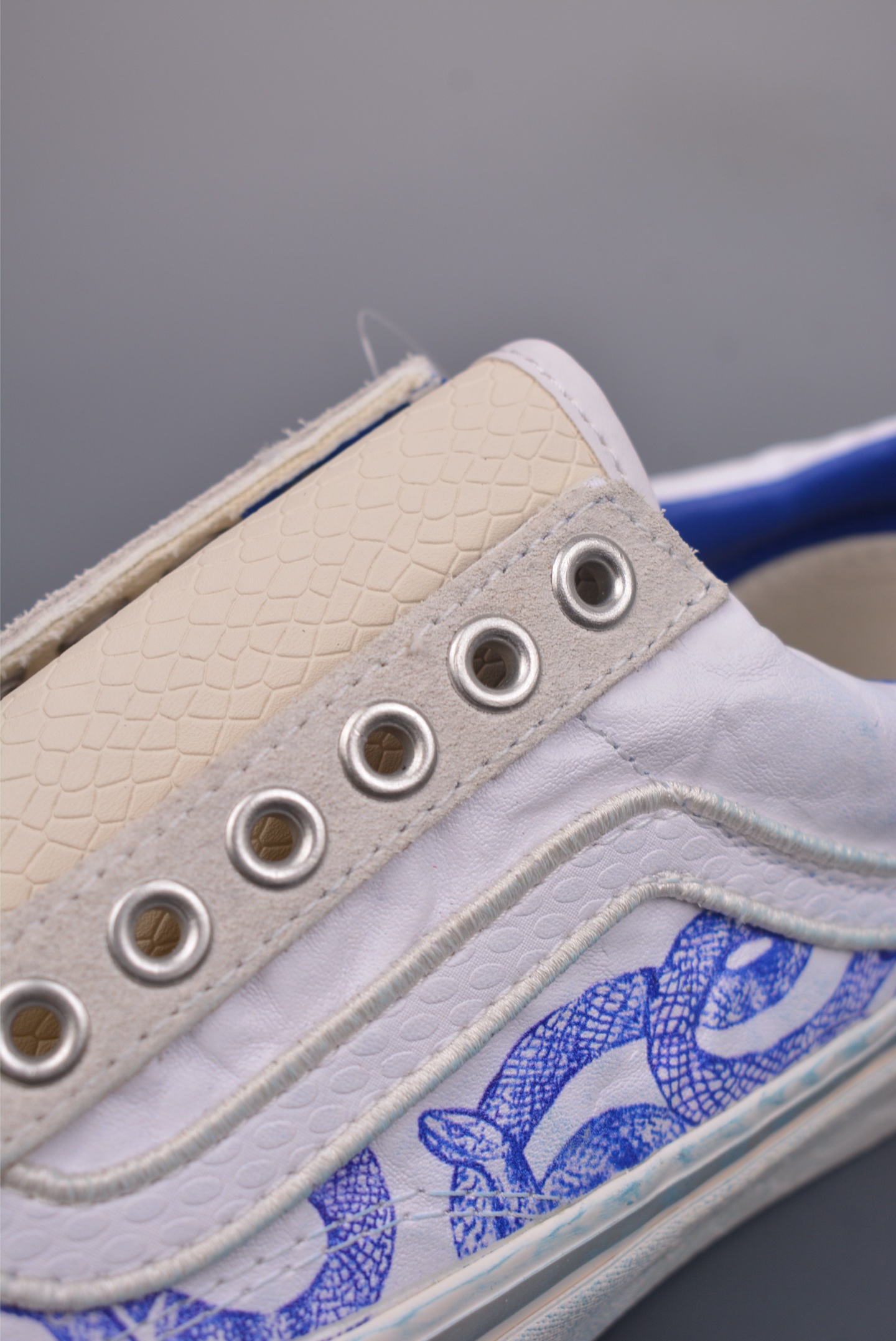 Vans蛇年青花瓷来了 Vans Premium Old Skool 36 蛇年配色