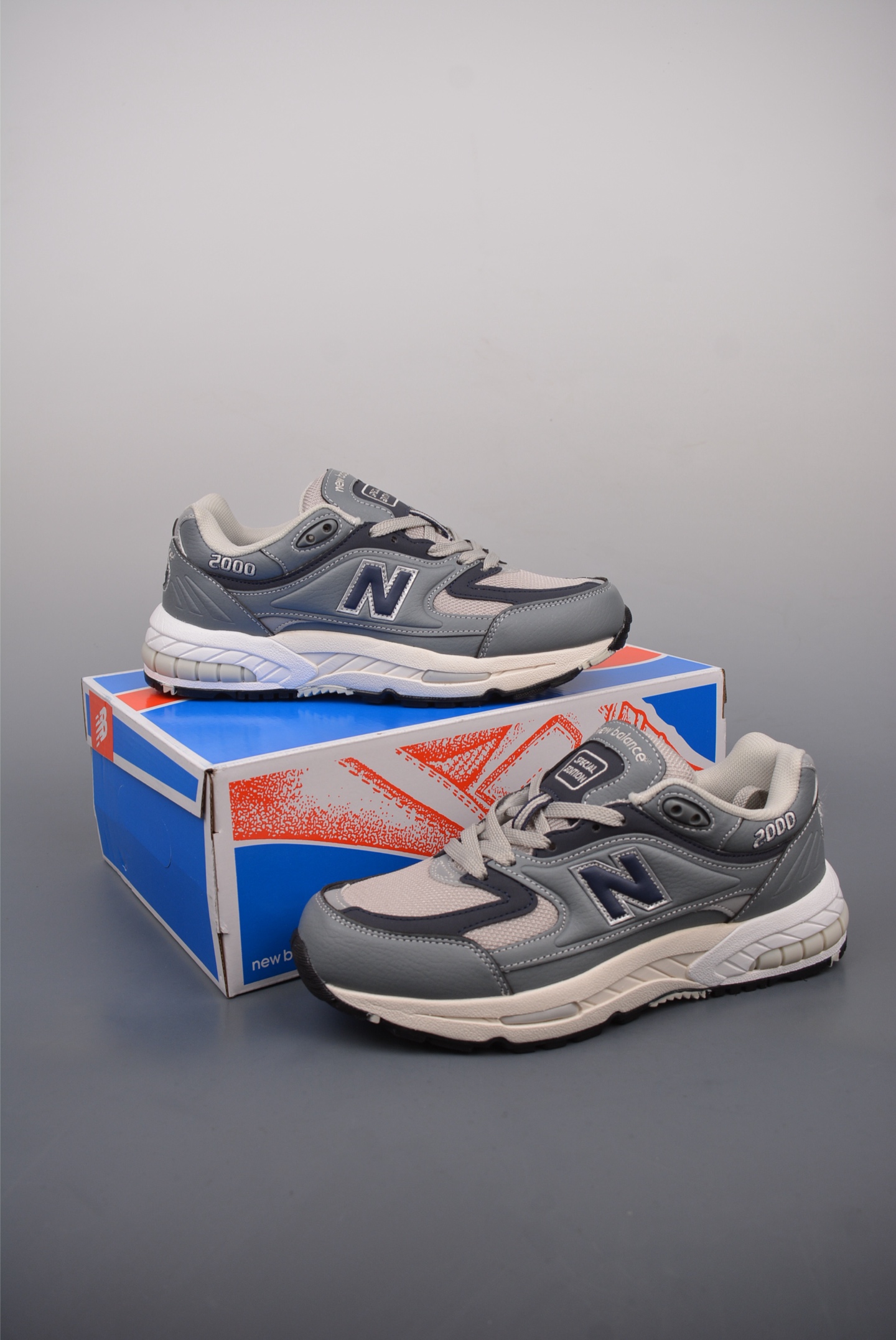 New Balance NB M2000 舒适耐磨低帮跑步鞋  M2000