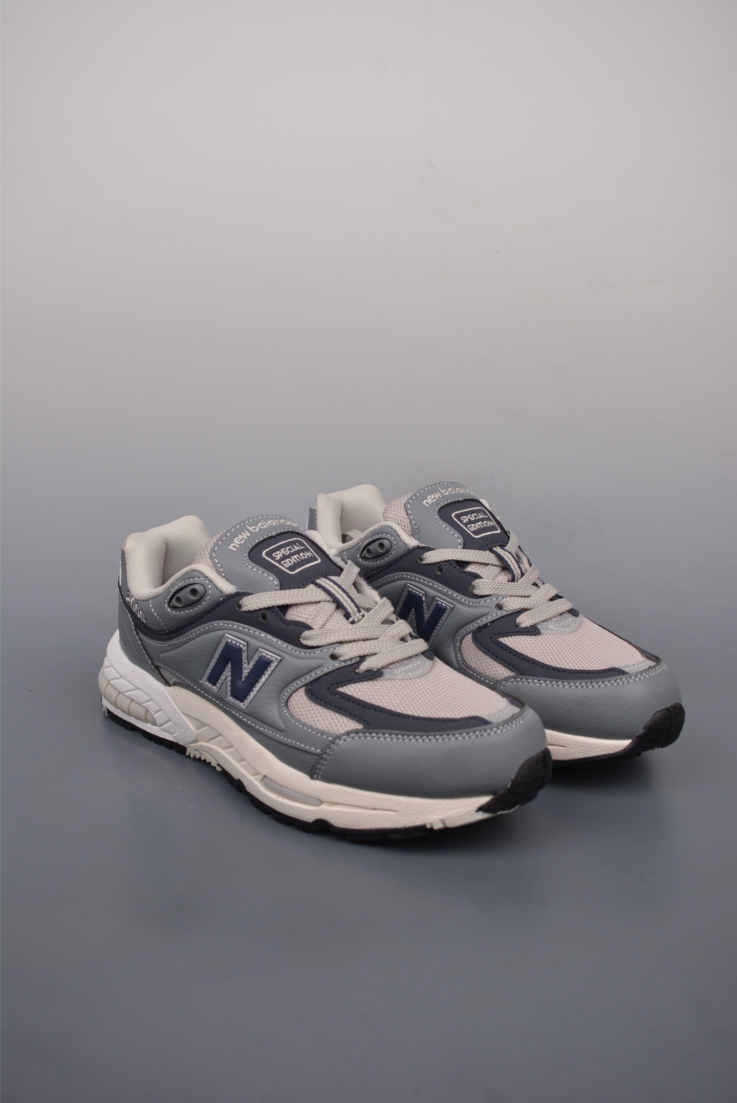 New Balance NB M2000 舒适耐磨低帮跑步鞋  M2000
