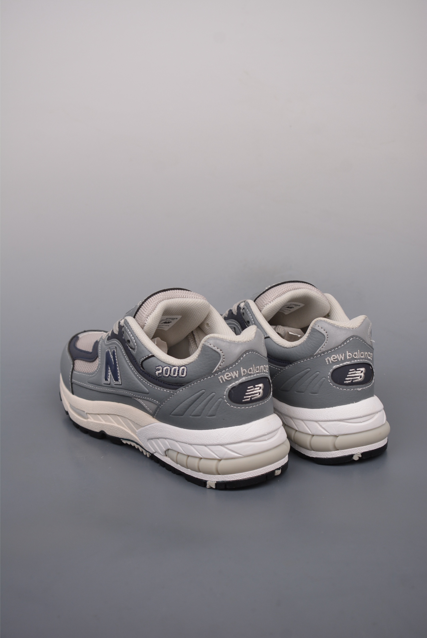 New Balance NB M2000 舒适耐磨低帮跑步鞋  M2000