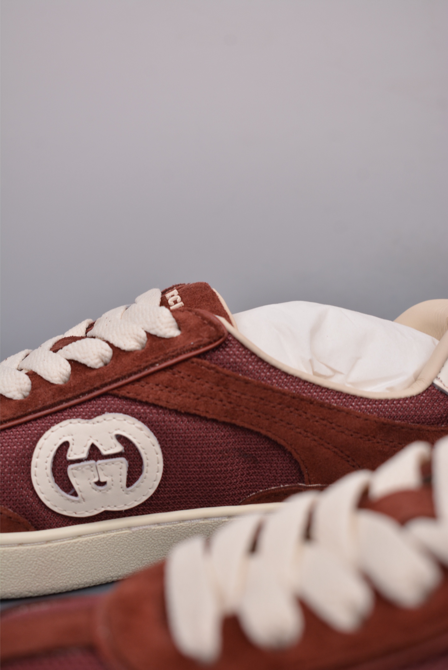 Gucci Interlocking G Suede Sneaker G74系列 低帮复古运动板鞋
