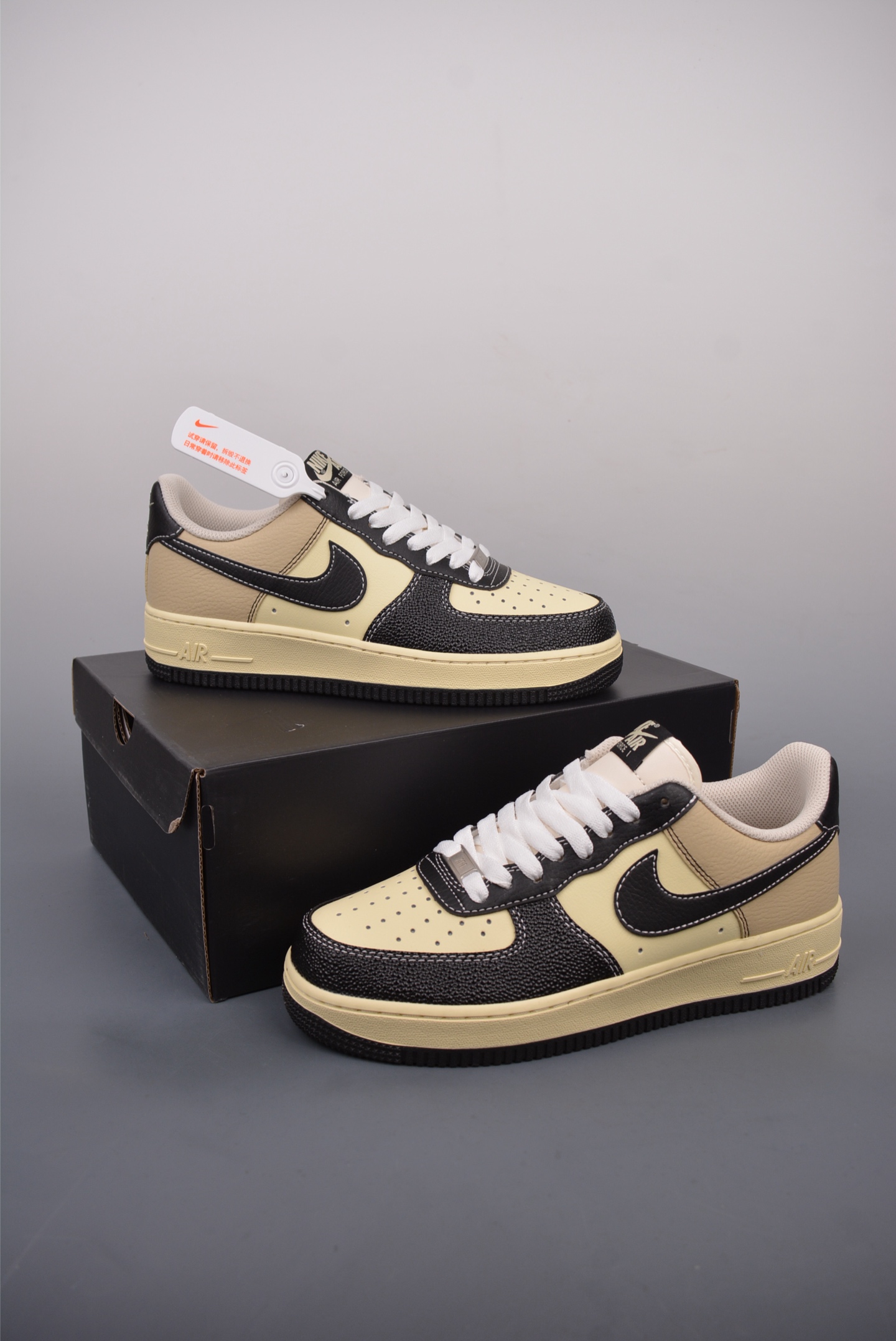 Nike Air Force 1 Low 黑黄  XL2501-101