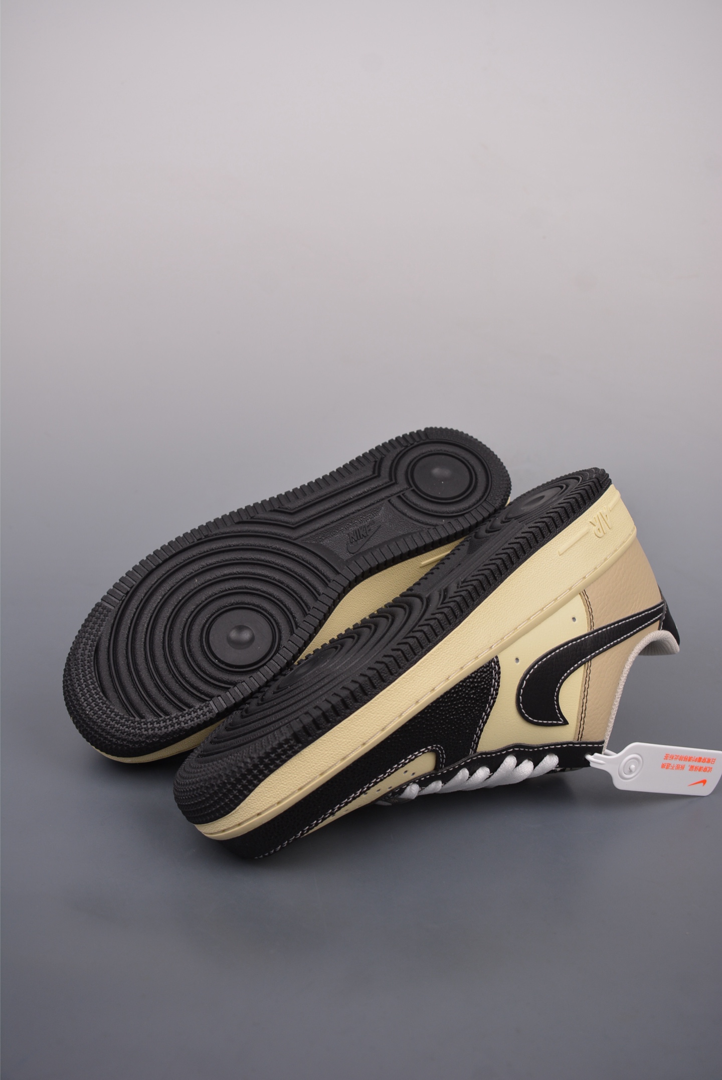 Nike Air Force 1 Low 黑黄  XL2501-101