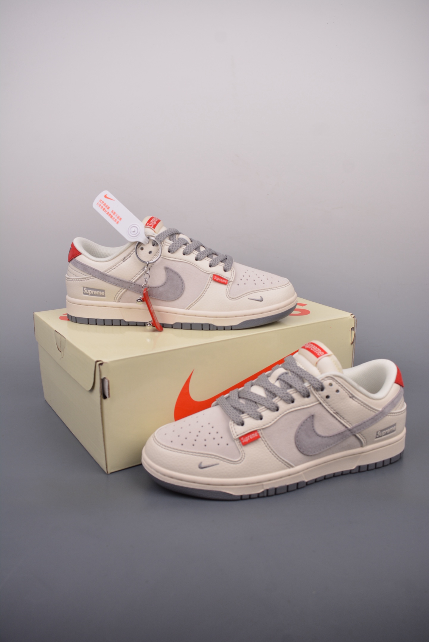 Nike SB Dunk Low Supreme联名  BB7518-025