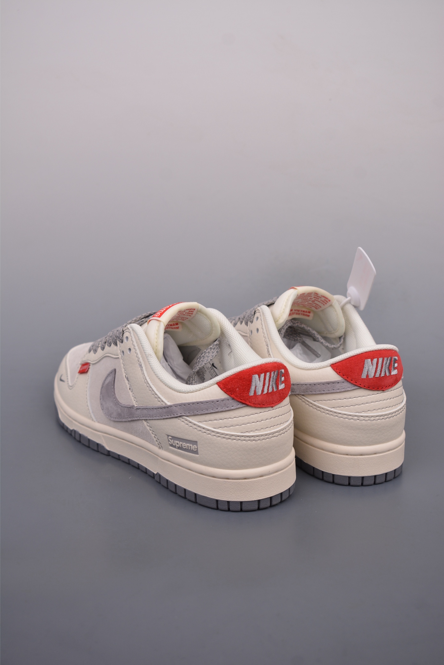 Nike SB Dunk Low Supreme联名  BB7518-025
