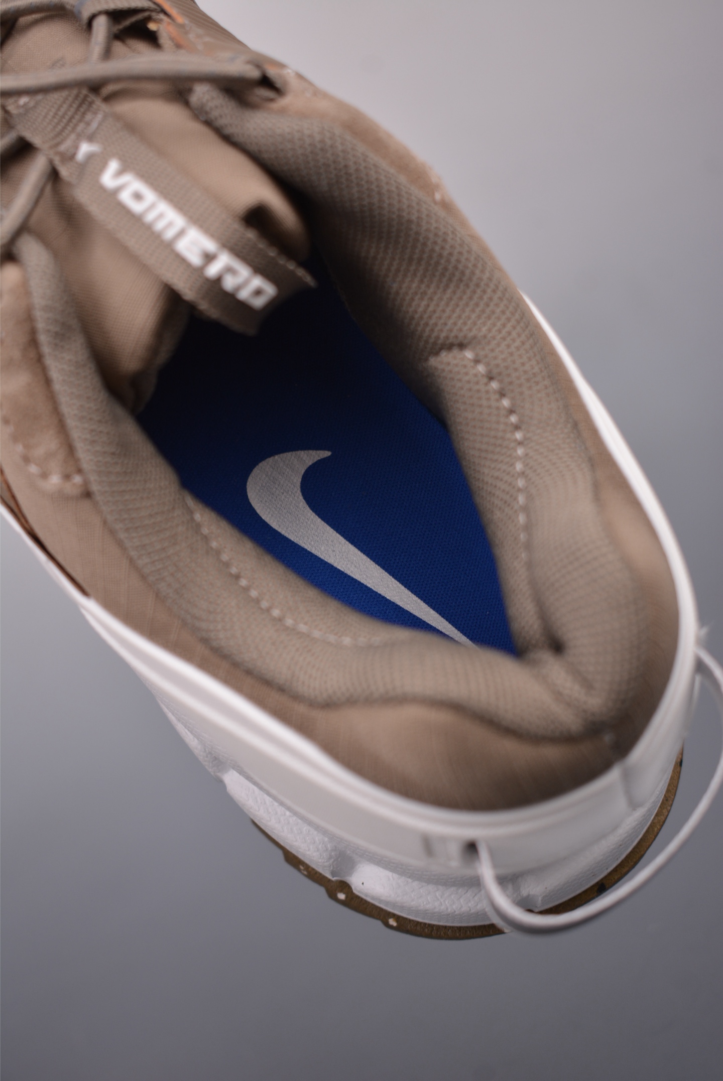 耐克Nike Zoom Vomero Roam 5 Roam 复古跑五代休闲运动慢跑鞋  HQ2181-006