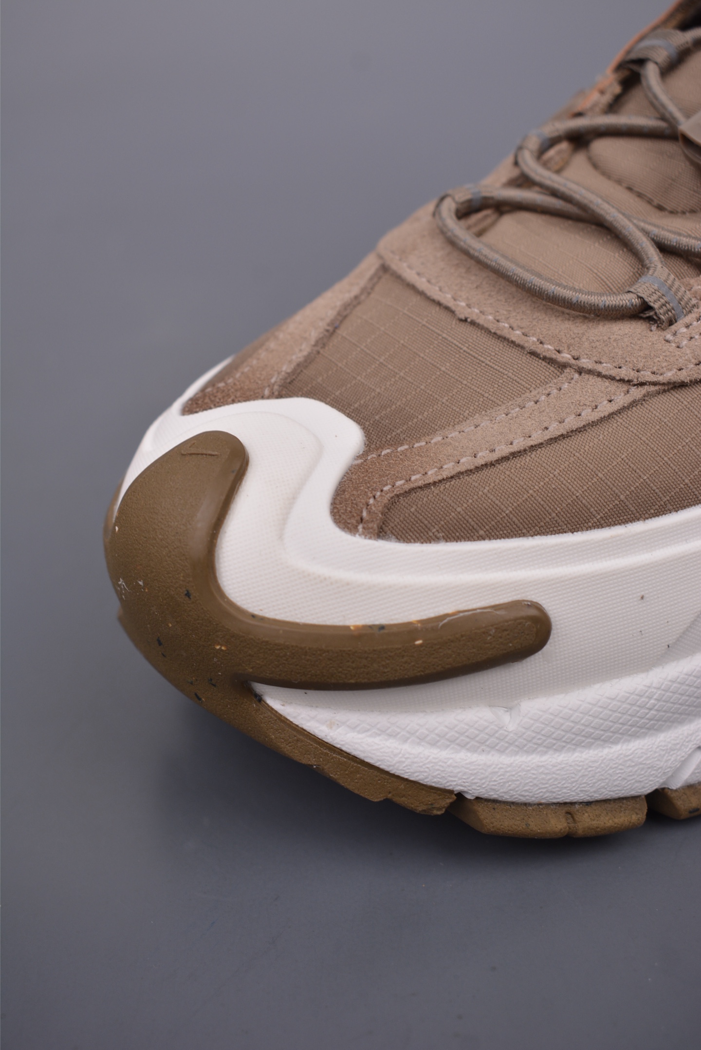 耐克Nike Zoom Vomero Roam 5 Roam 复古跑五代休闲运动慢跑鞋  HQ2181-006