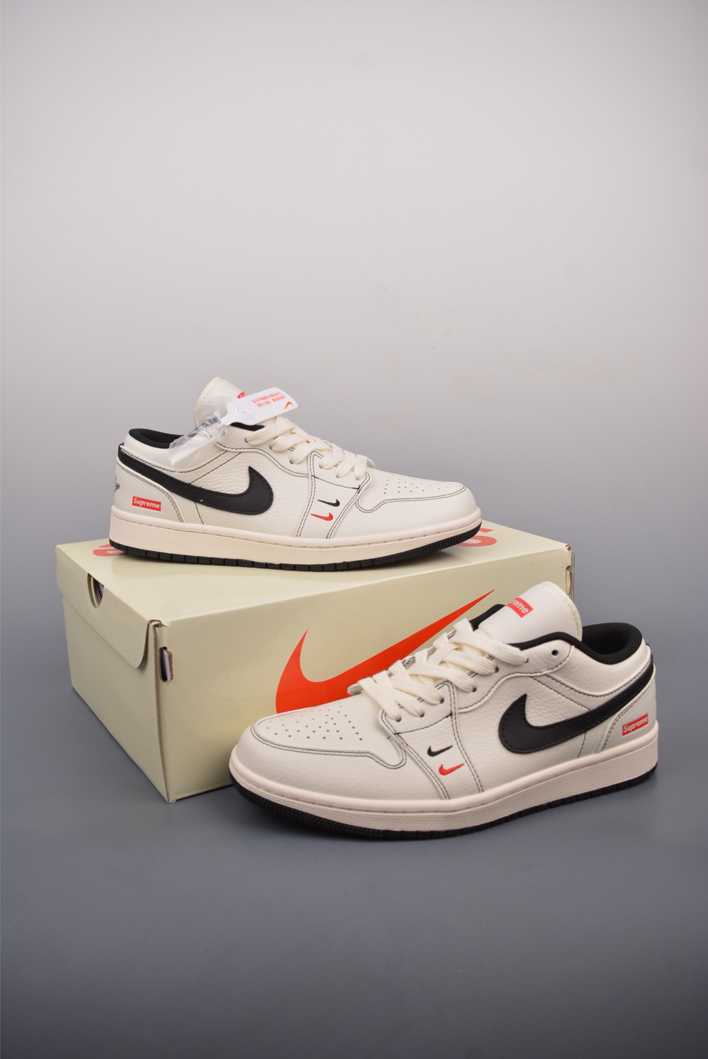 Nike Jordan Air Jordan 1 Supreme联名 XX3318-108