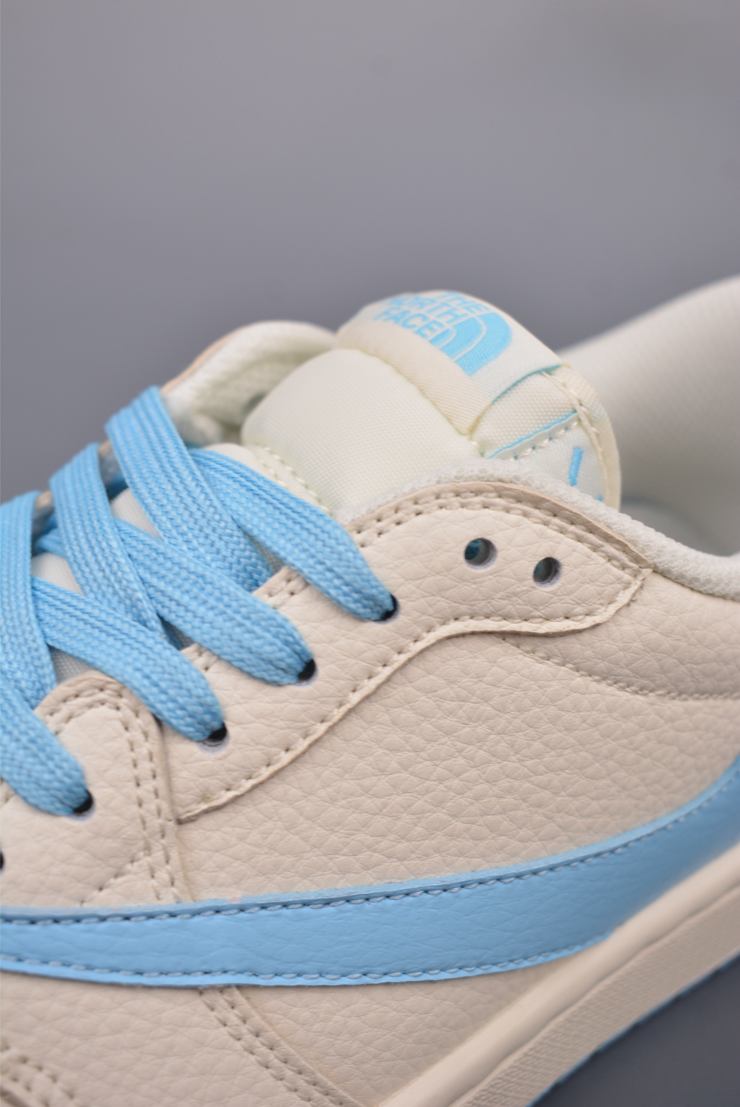 Nike Jordan Air Jordan 1 倒钩联名  DIY1688-002