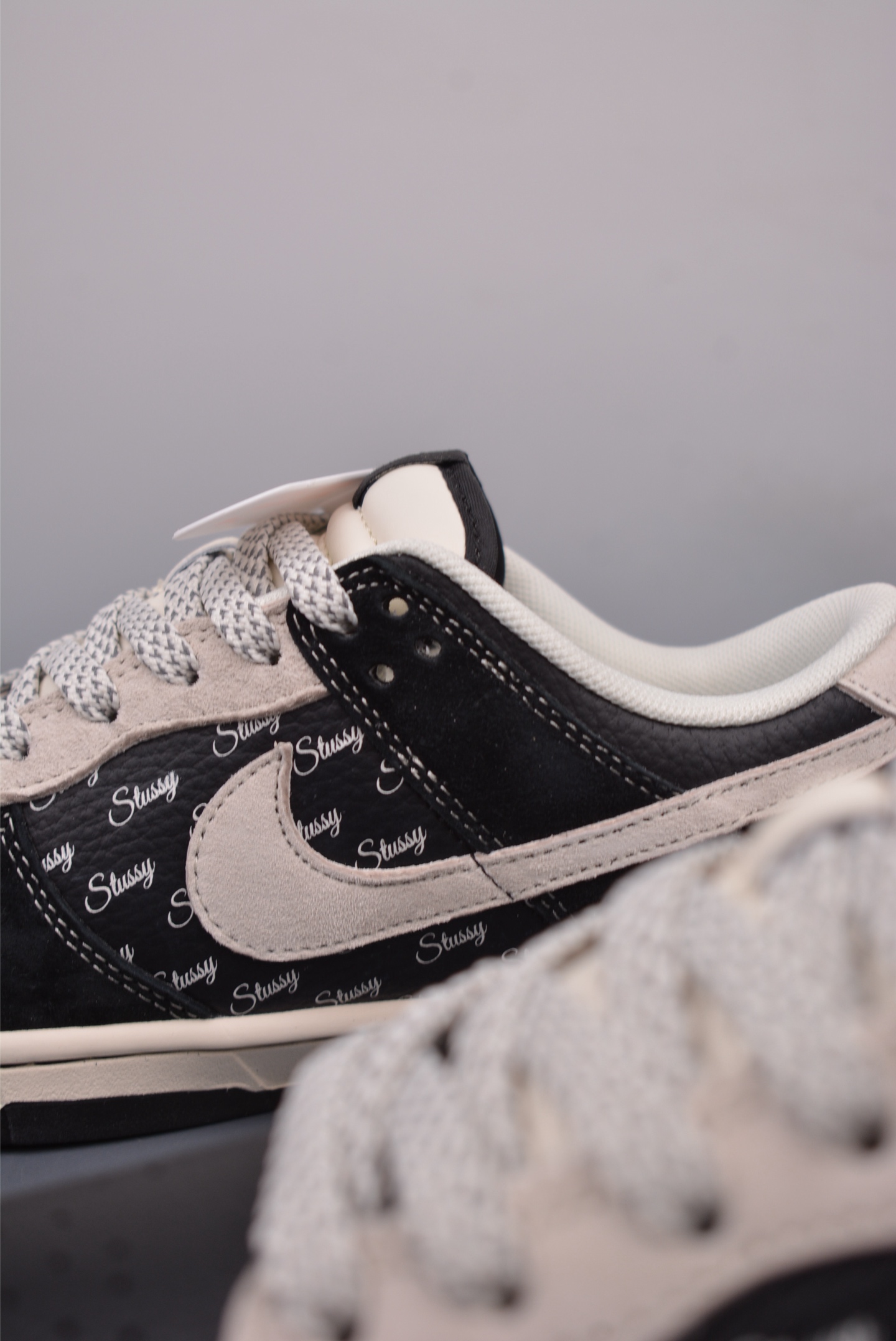 Nike SB Dunk Low 斯图西联名 XS1086-010