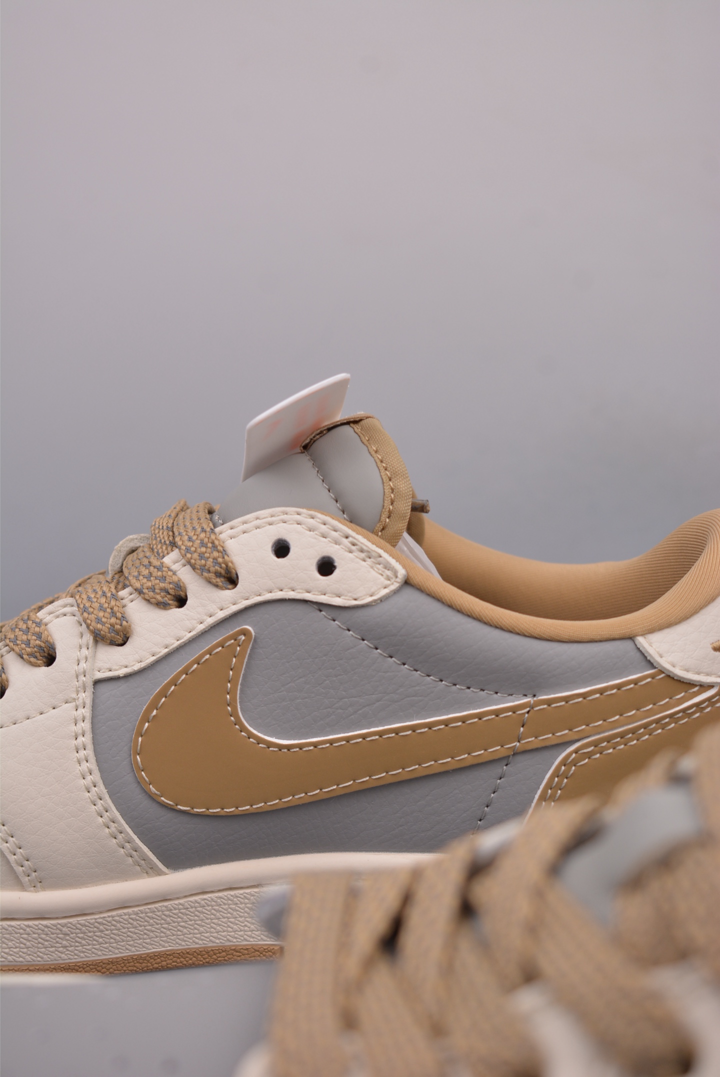 Fragment x Travis Scott x猿人头 Air Jordan 1 Low 三方联名倒钩  BB6511-623