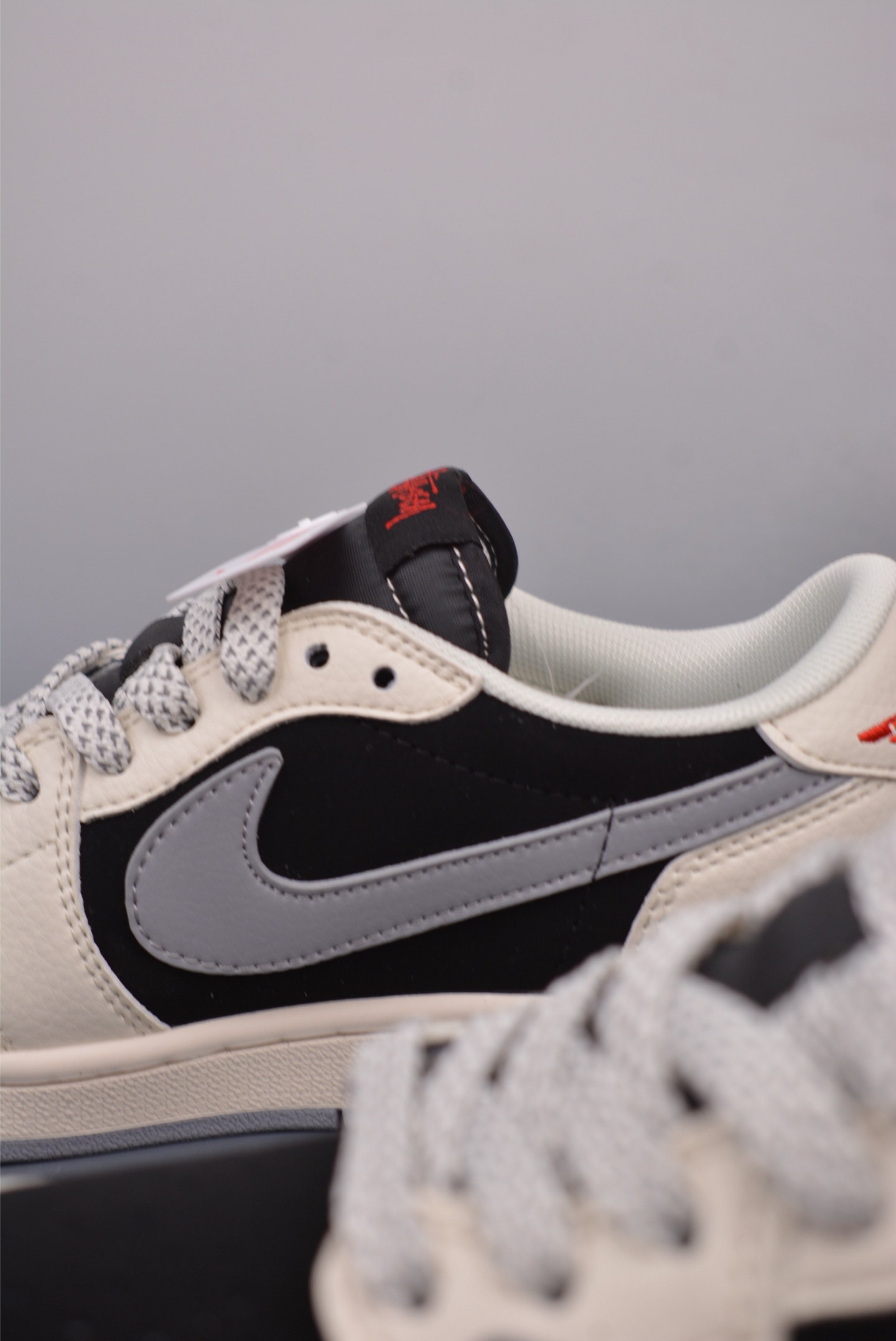 Fragment x Travis Scott x斯图西 Air Jordan 1 Low 三方联名倒钩 XZ6188-575