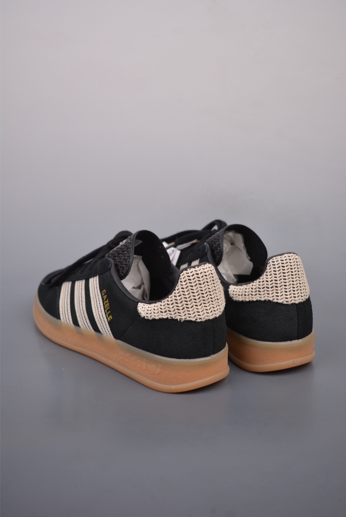 [Adidas Originals Series] Excellent toe design creates a superior fitThe f