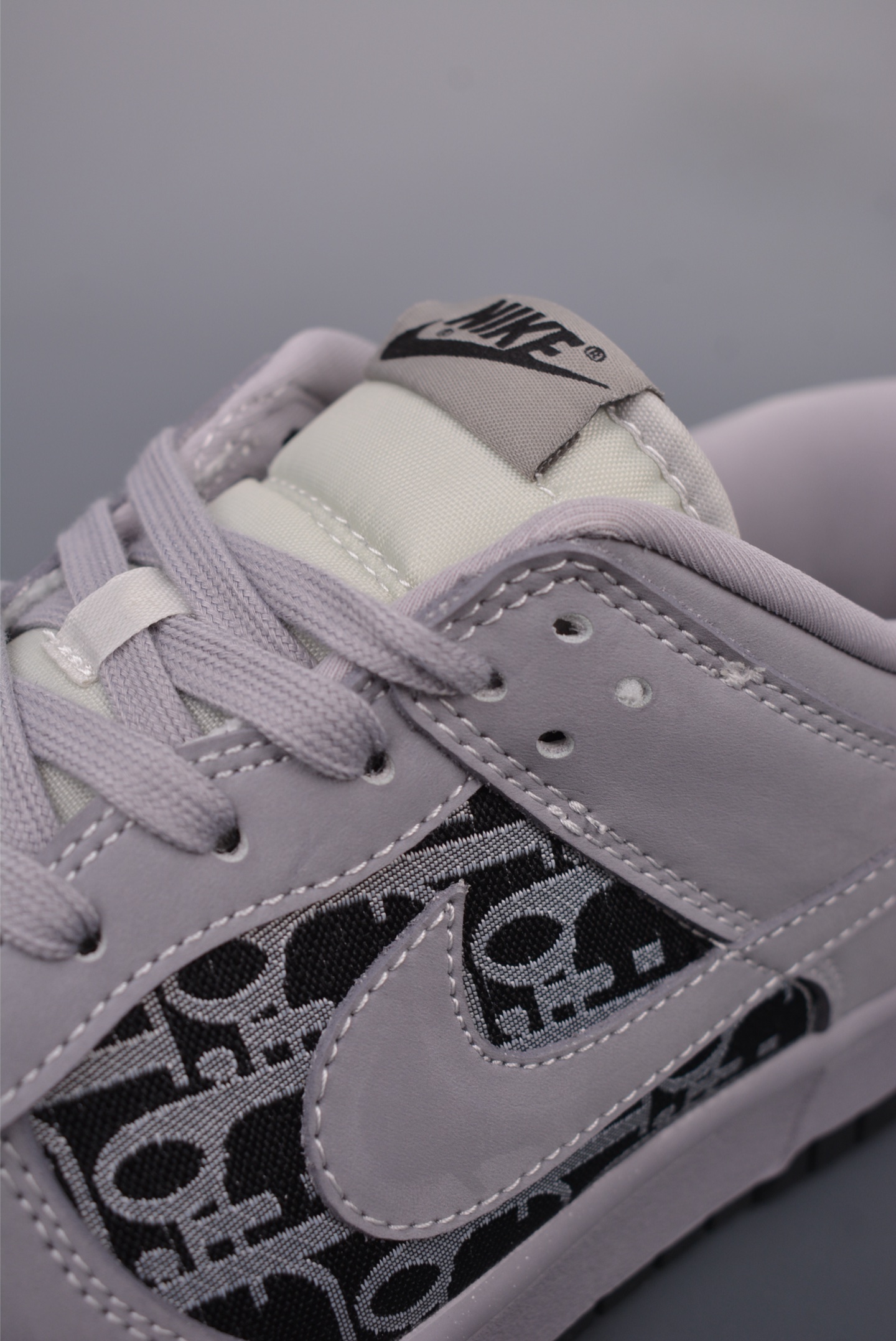 Nike SB Dunk Low DIOR联名  KK1333-029
