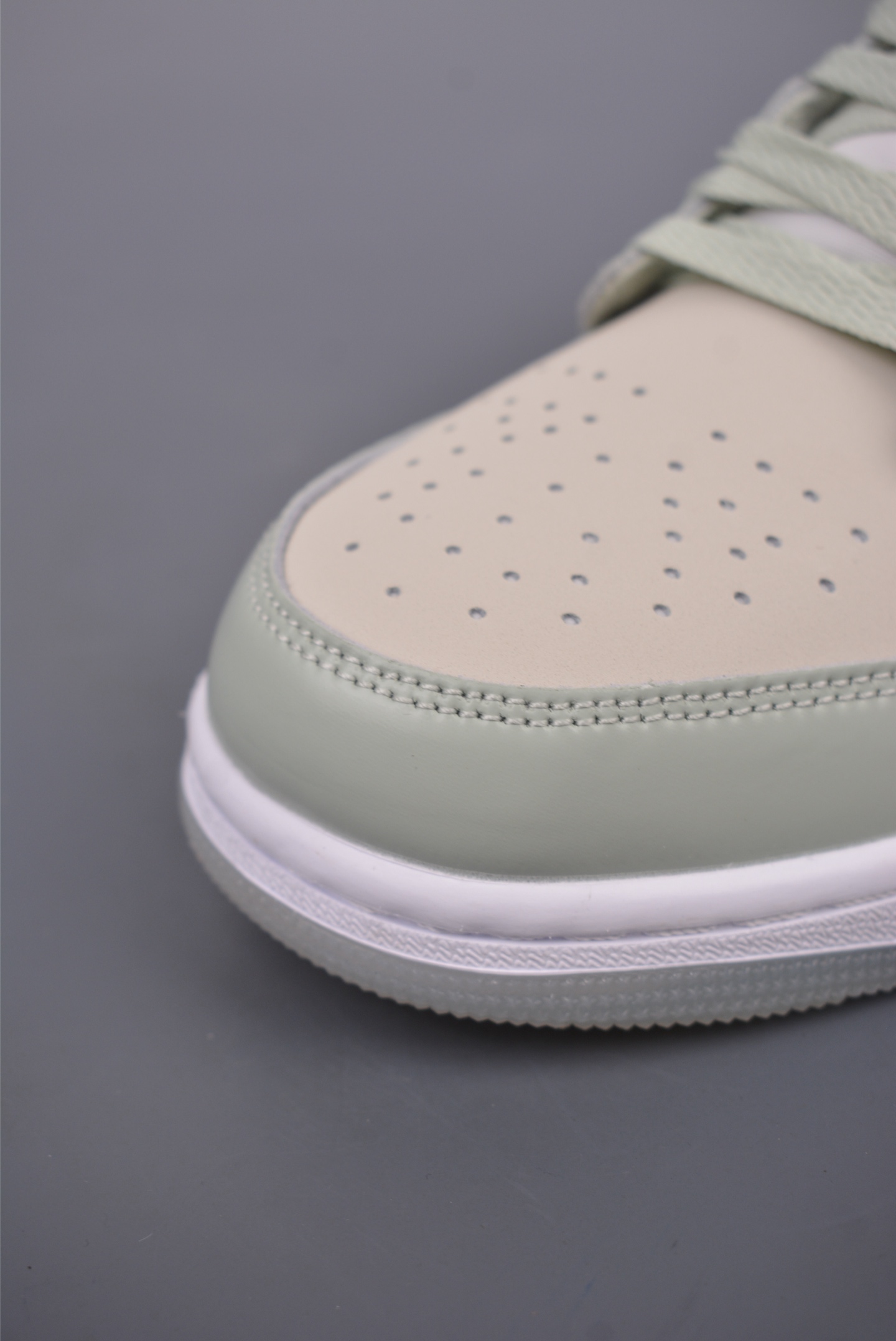 200 Nike Air Force 1 Low 灰绿 HF4078-100