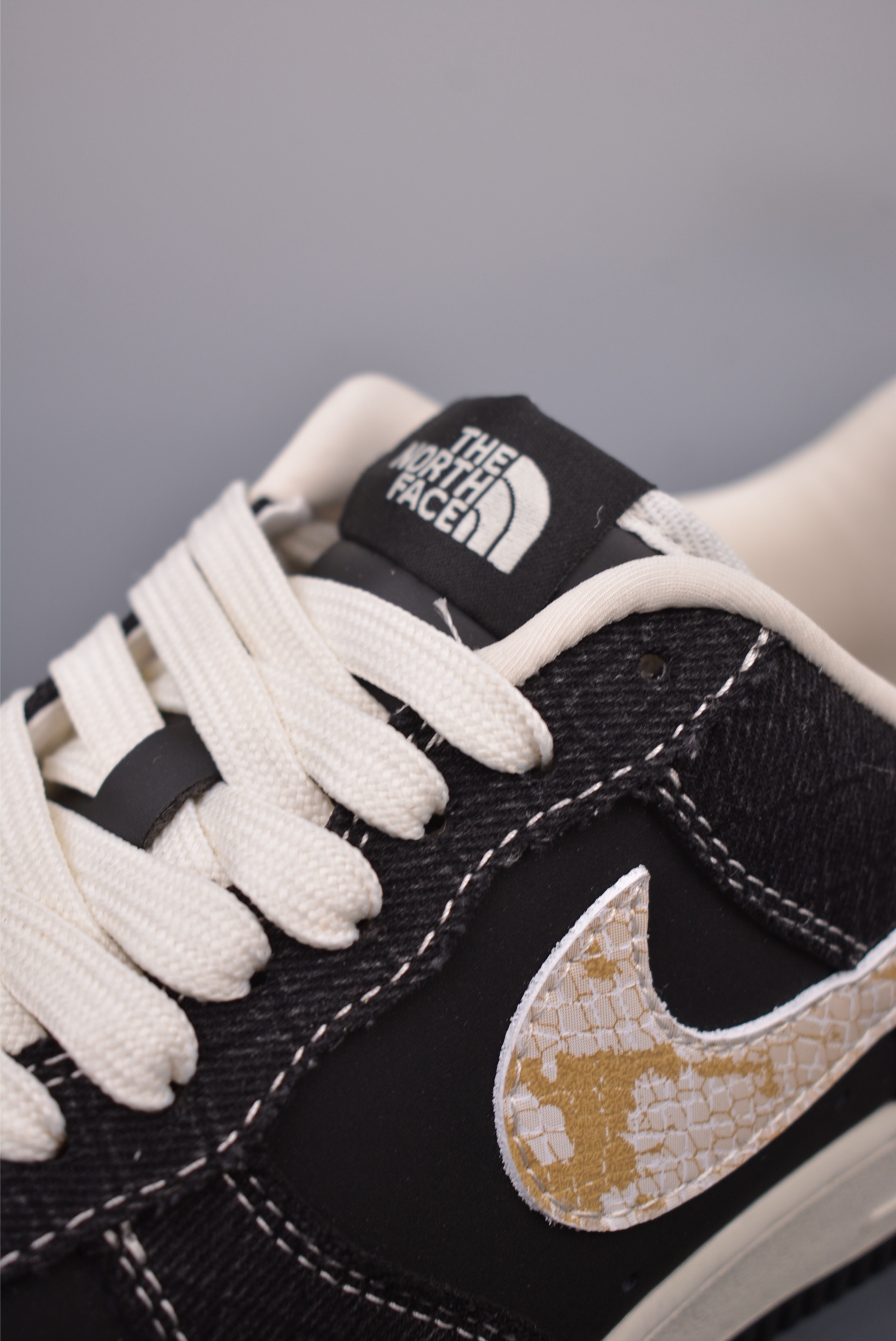 260 Nike Air Force 1 Low 北面联名 CH6336-525