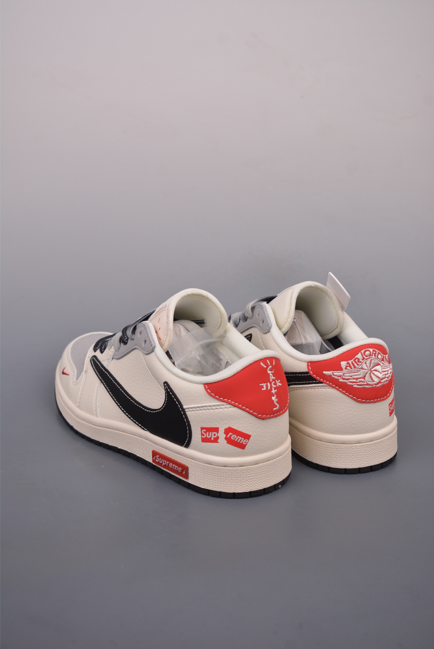 280 Fragment x Travis Scott x Supreme Air Jordan 1 Low 三方联名倒钩  XS6089-510
