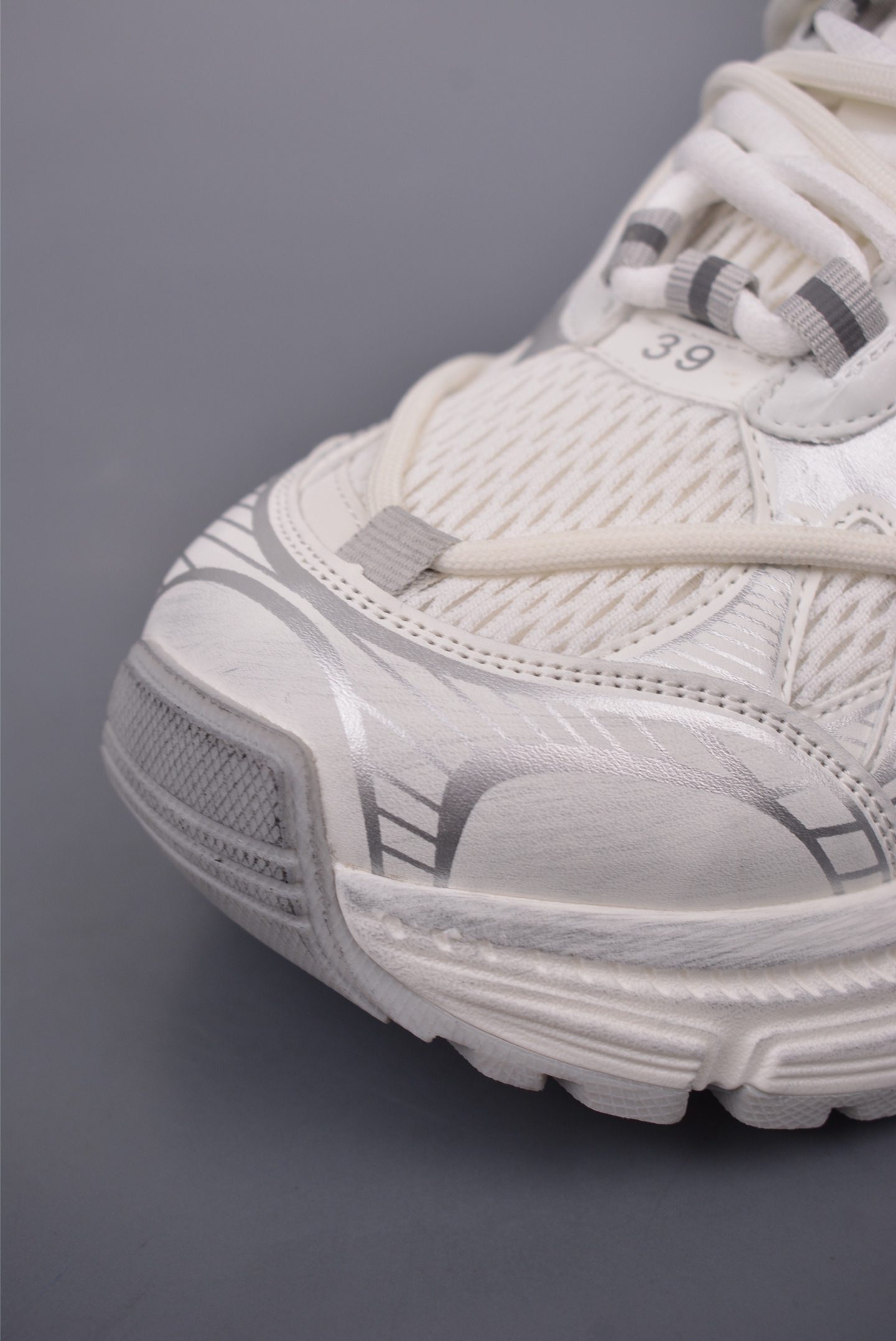 220 GG-CC GG-CC Chunky Low 厚底增高运动老爹鞋 25882324 尺码：35 36 37 38 39 40