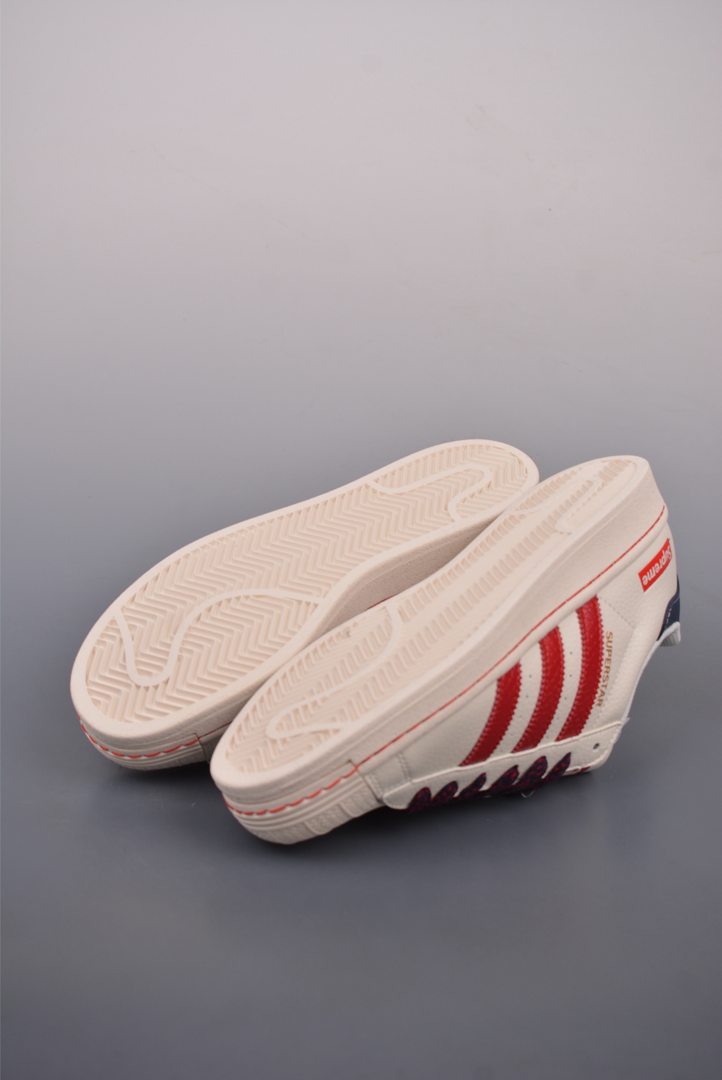 200 Adidas Originals Superstar 2025全新版本 贝壳头北面联名  BZ252133