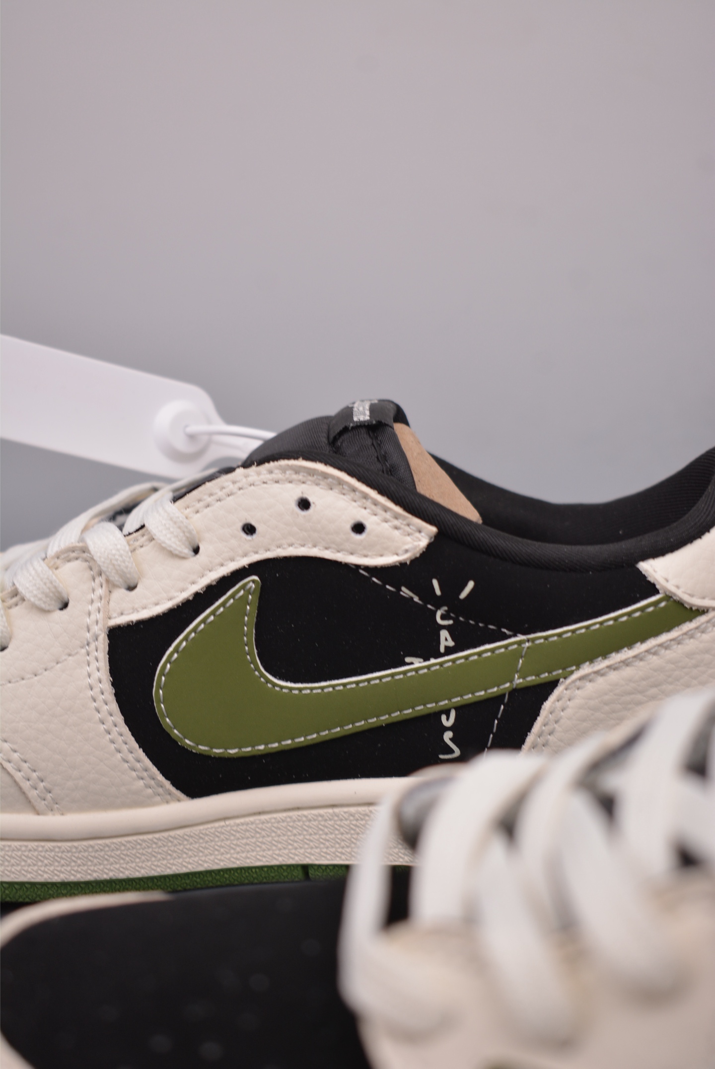 Fragment x Travis Scott x GUCCI Air Jordan 1 Low 三方联名倒钩 XS2024-032