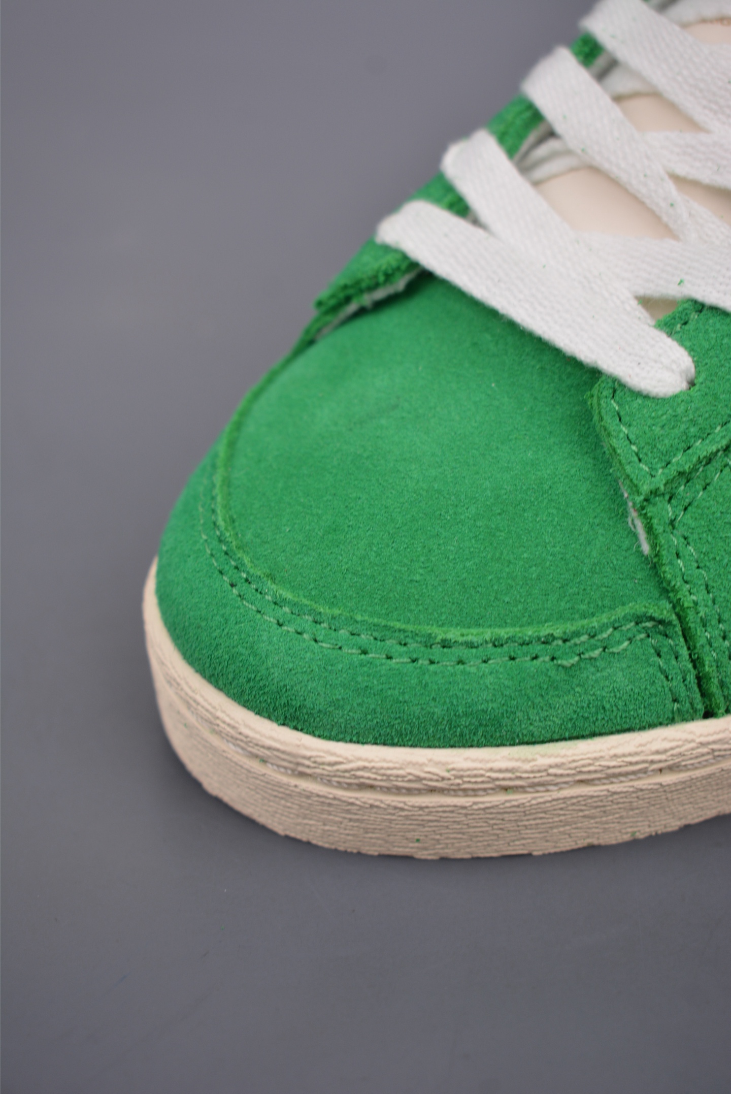 140 adidas originals JABBAR LOW 三叶草休闲防滑耐磨低帮板鞋  JI3432
